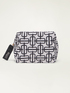 Medium pouch with optical pattern image number 0