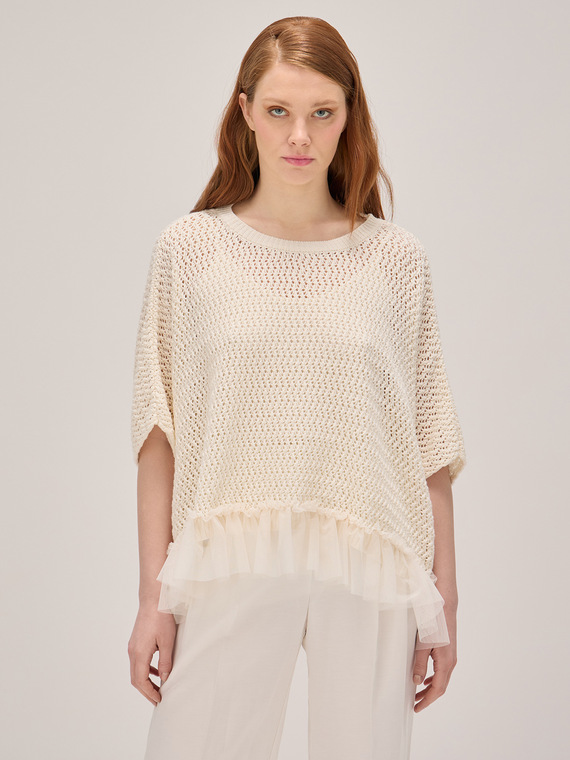 Poncho sweater with ruffle in tulle