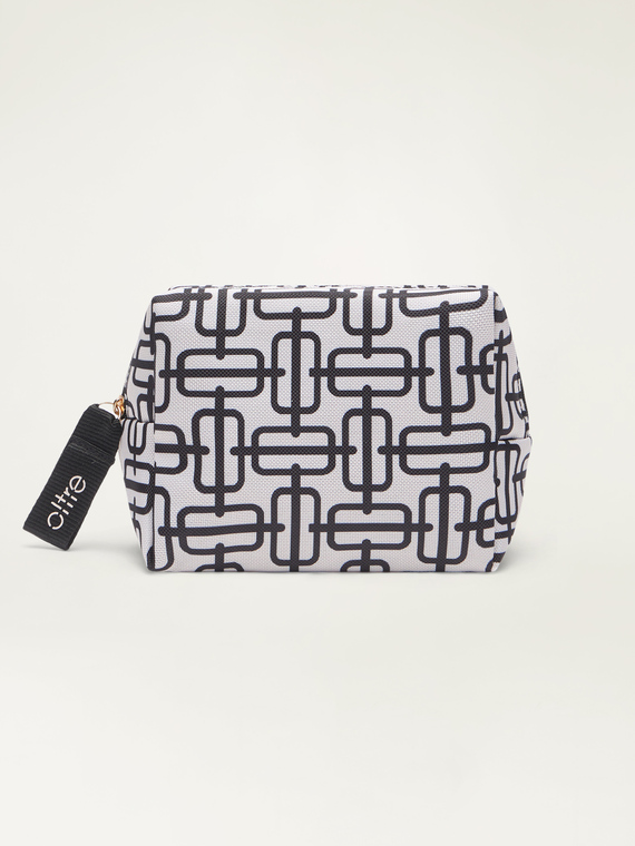 Medium pouch with optical pattern