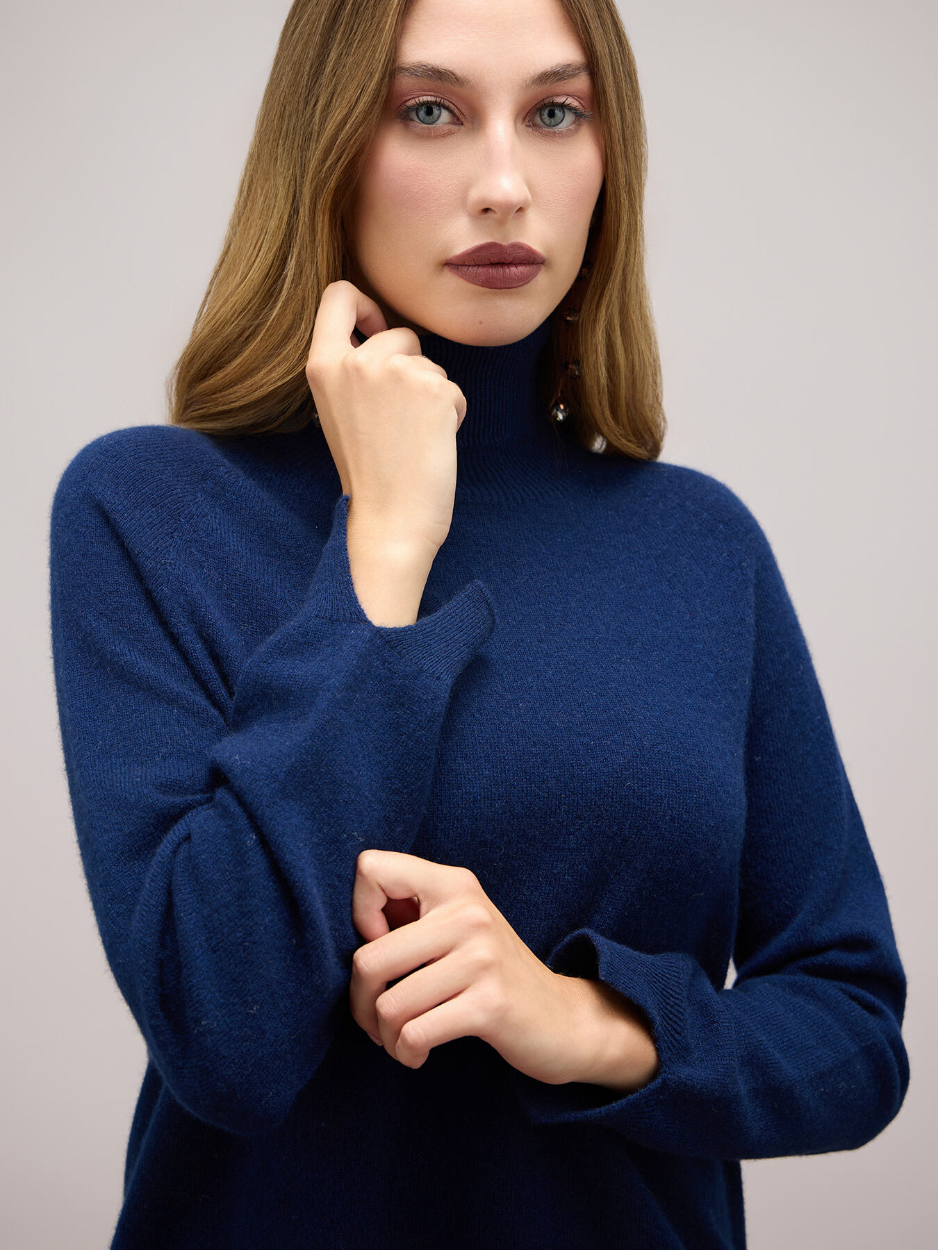 Rollkragenpullover aus Wolle/Kaschmir image number 2