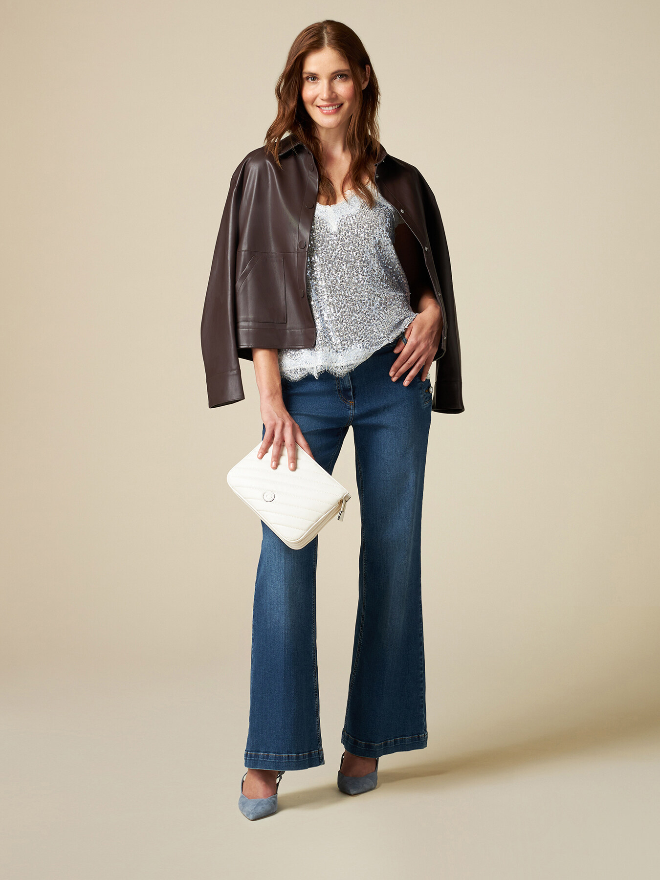 Top lingerie enti&egrave;rement en paillettes image number 3