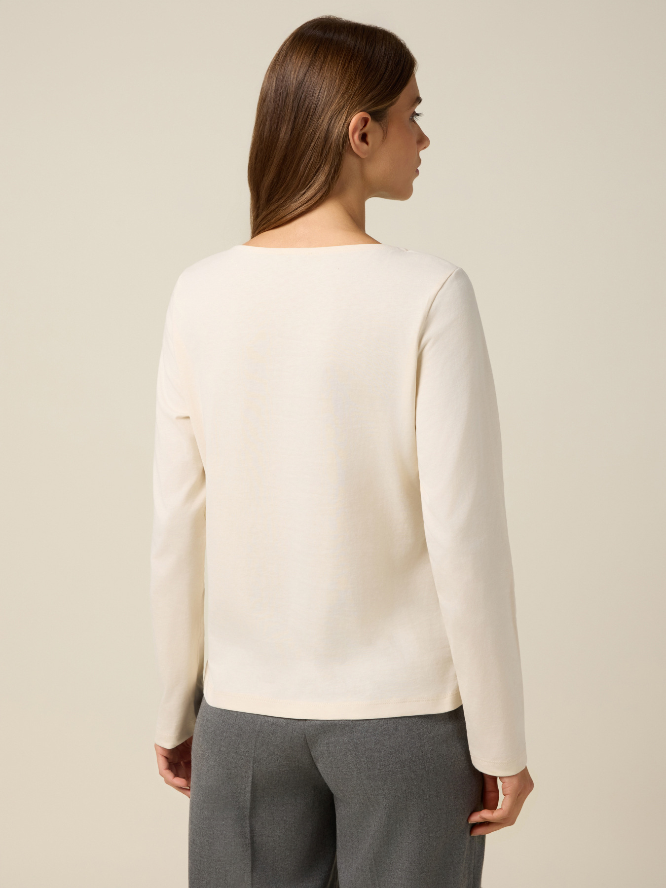 T-shirt with print and appliqu&eacute;s image number 1