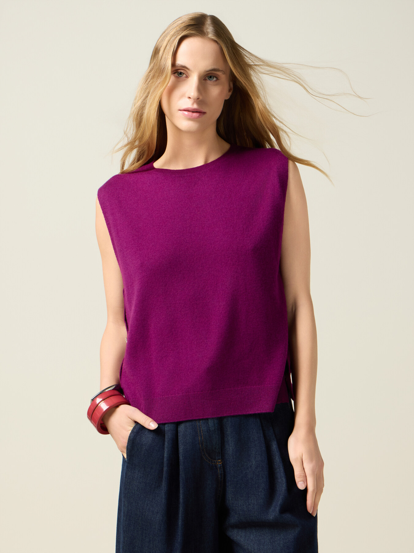 Wool and cashmere cardigan with buttons image number 0