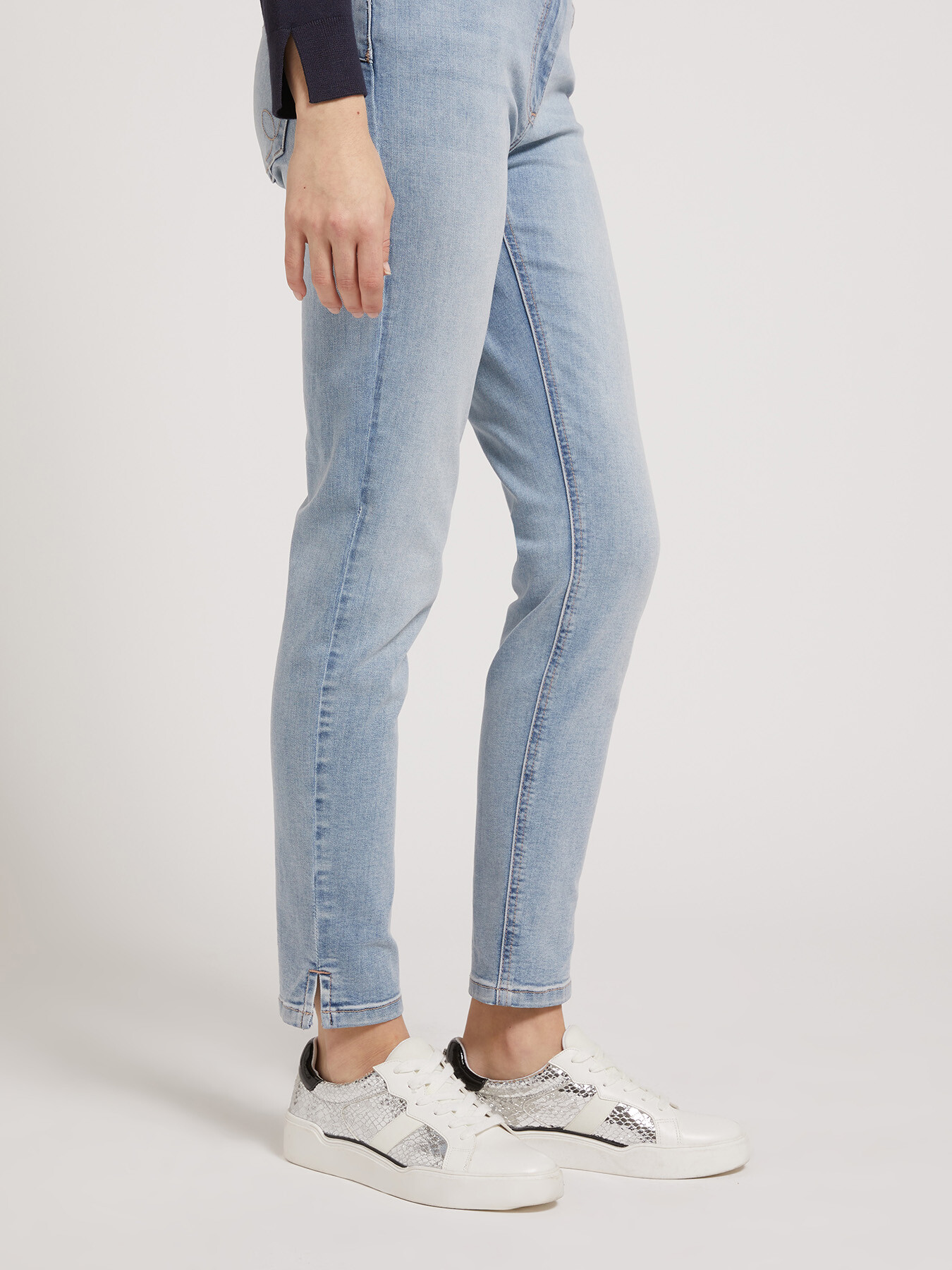 Paris stone bleached skinny jeans image number 0