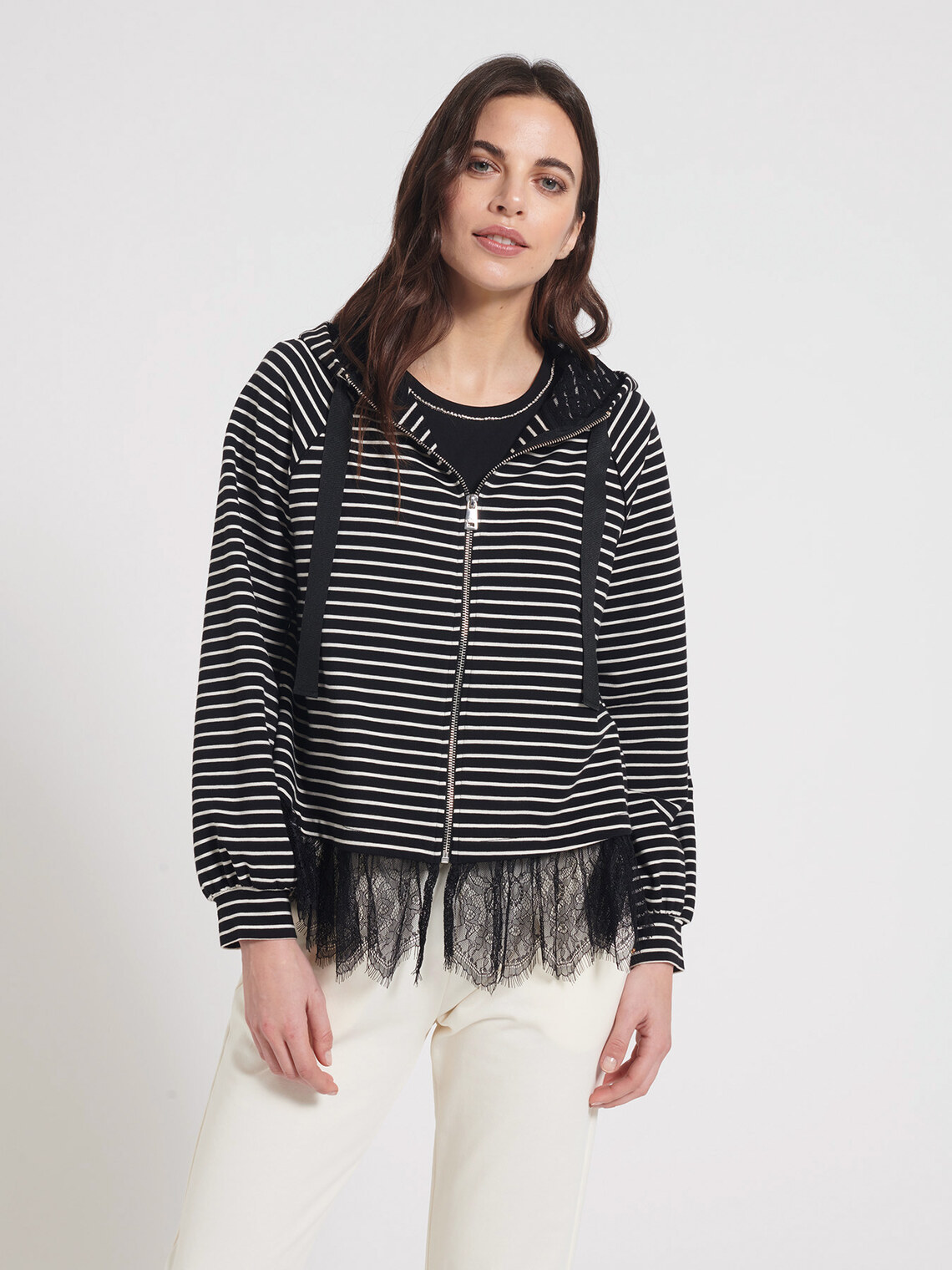 Felpa a righe con pizzo - Oltre.com