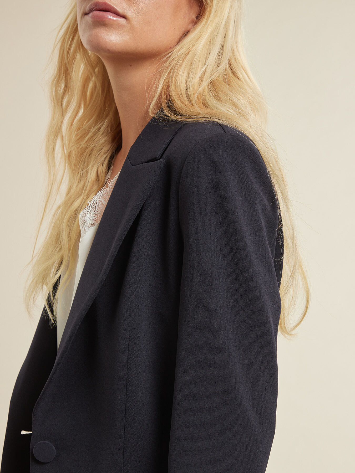 Giacca blazer con bottoni foderati image number 2