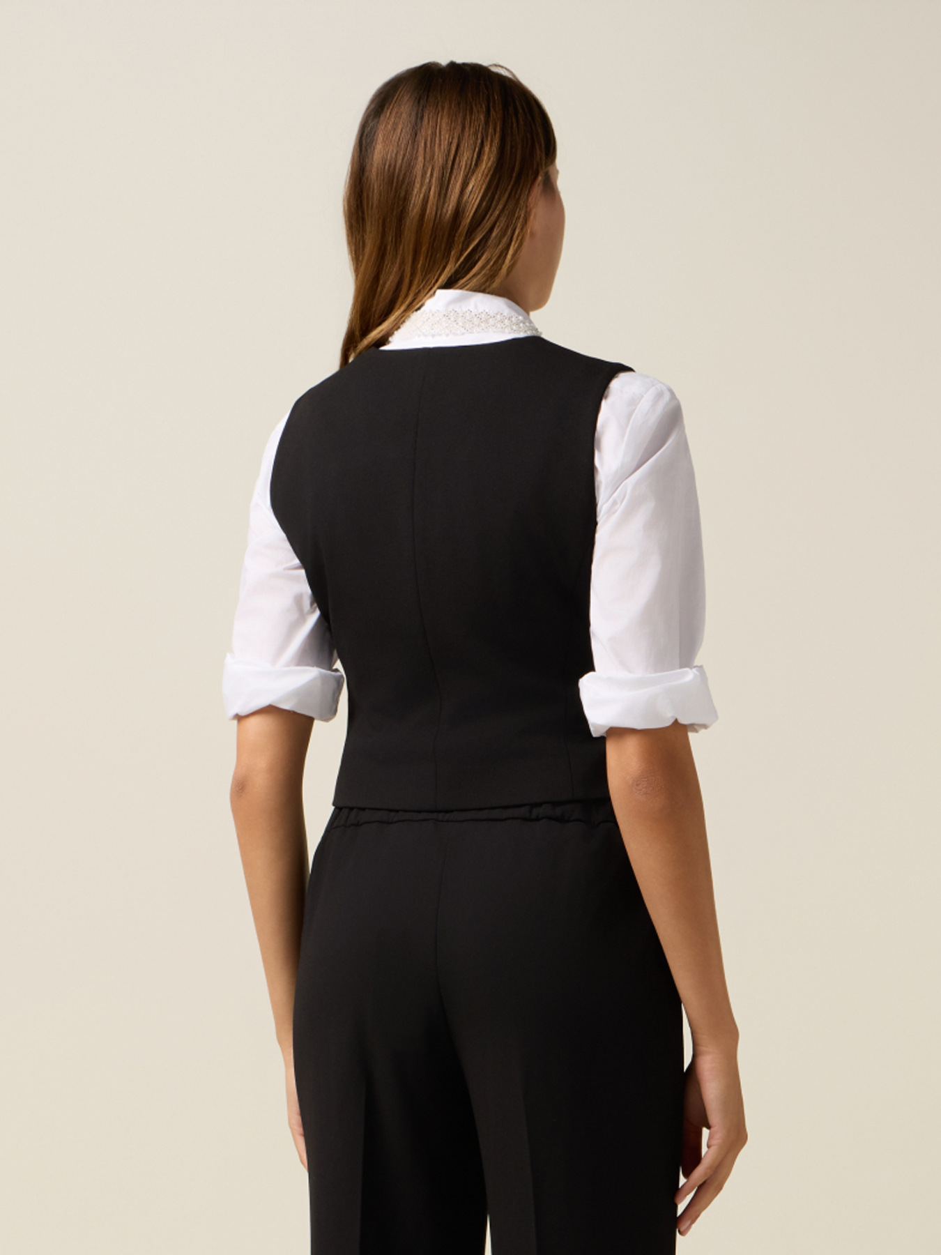 Crepe fabric vest image number 2