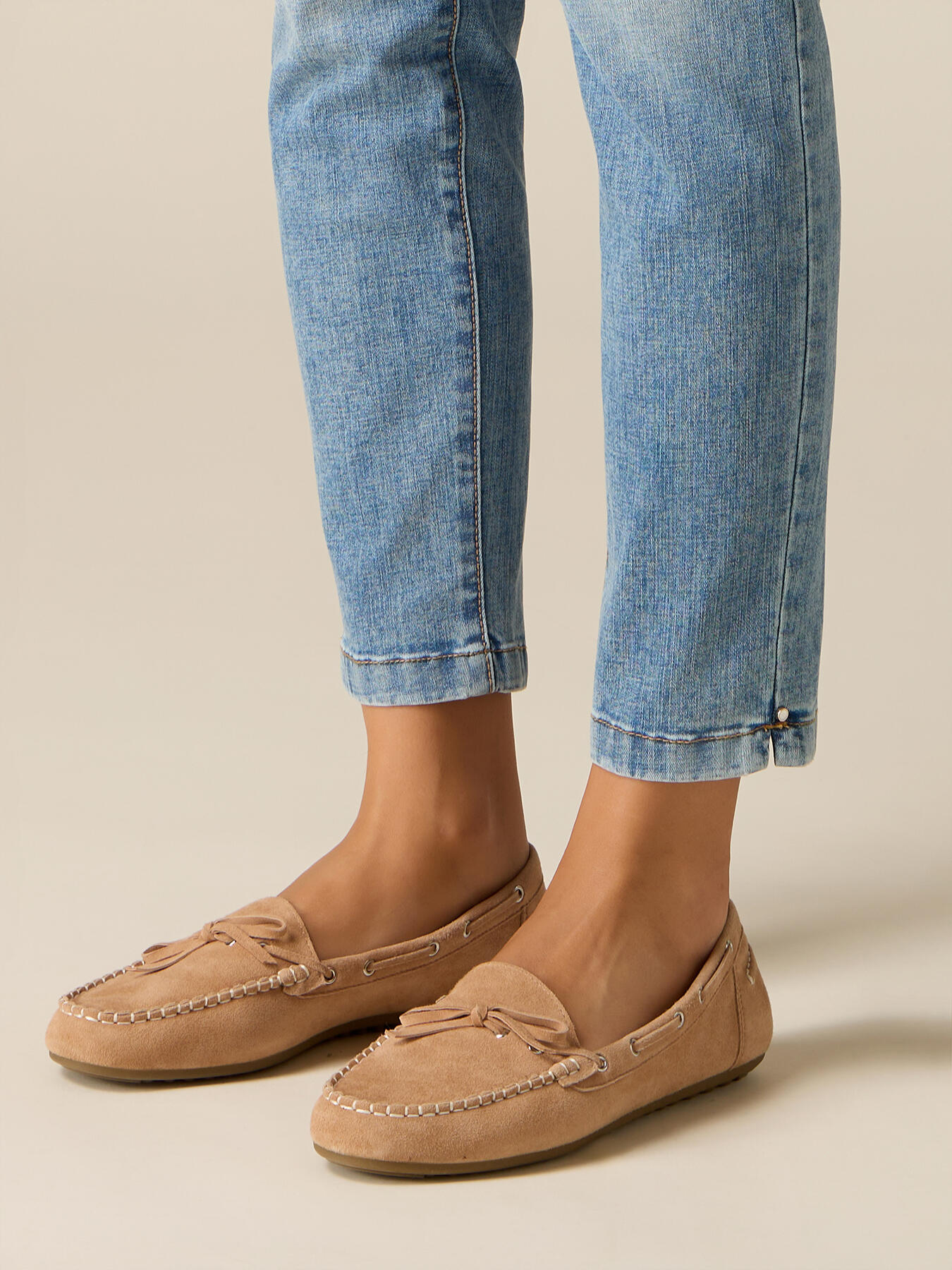 Skinny Jeans im Washed-Look image number 2