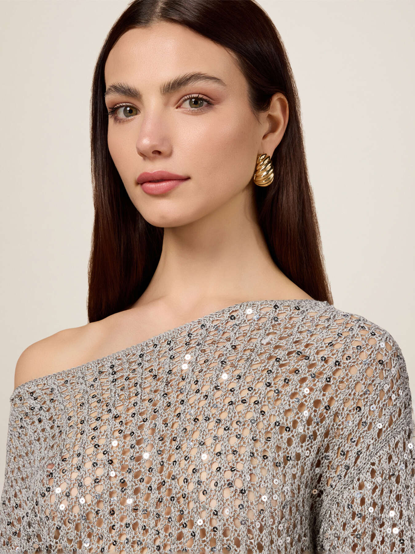 Maglia traforata con paillettes image number 2