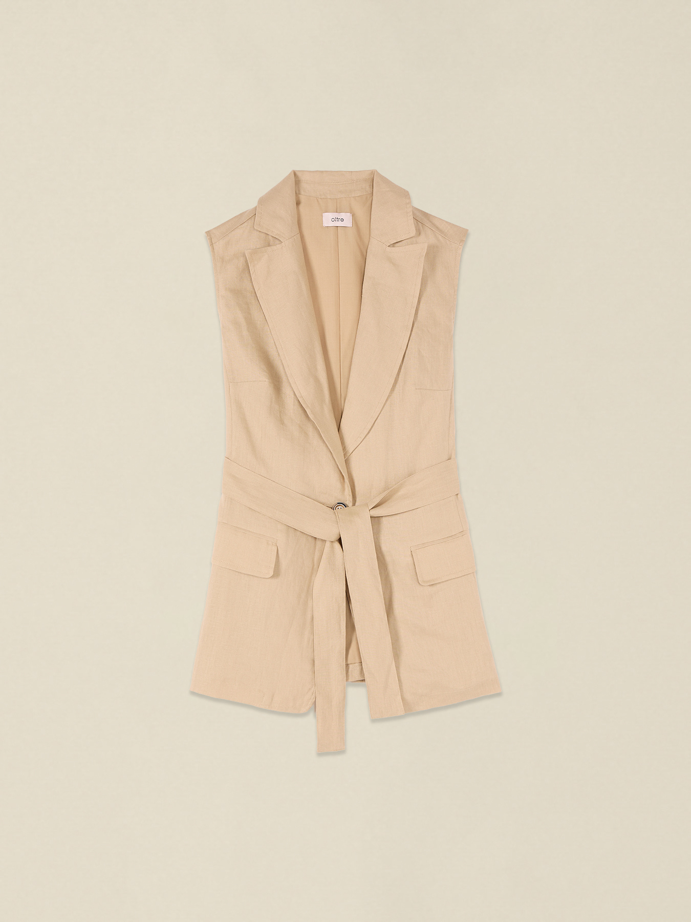 Chaleco sastre de lino con cintur&oacute;n image number 3