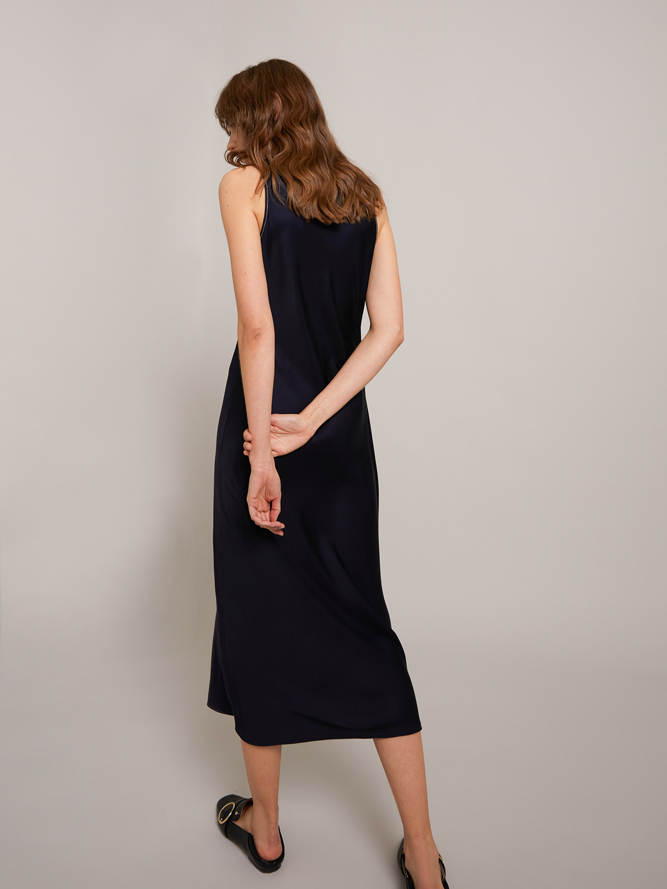 Vestido largo de raso image number 1