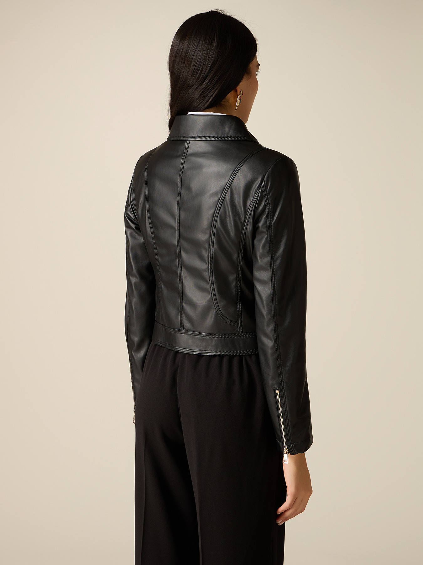 Cropped biker jacket image number 1