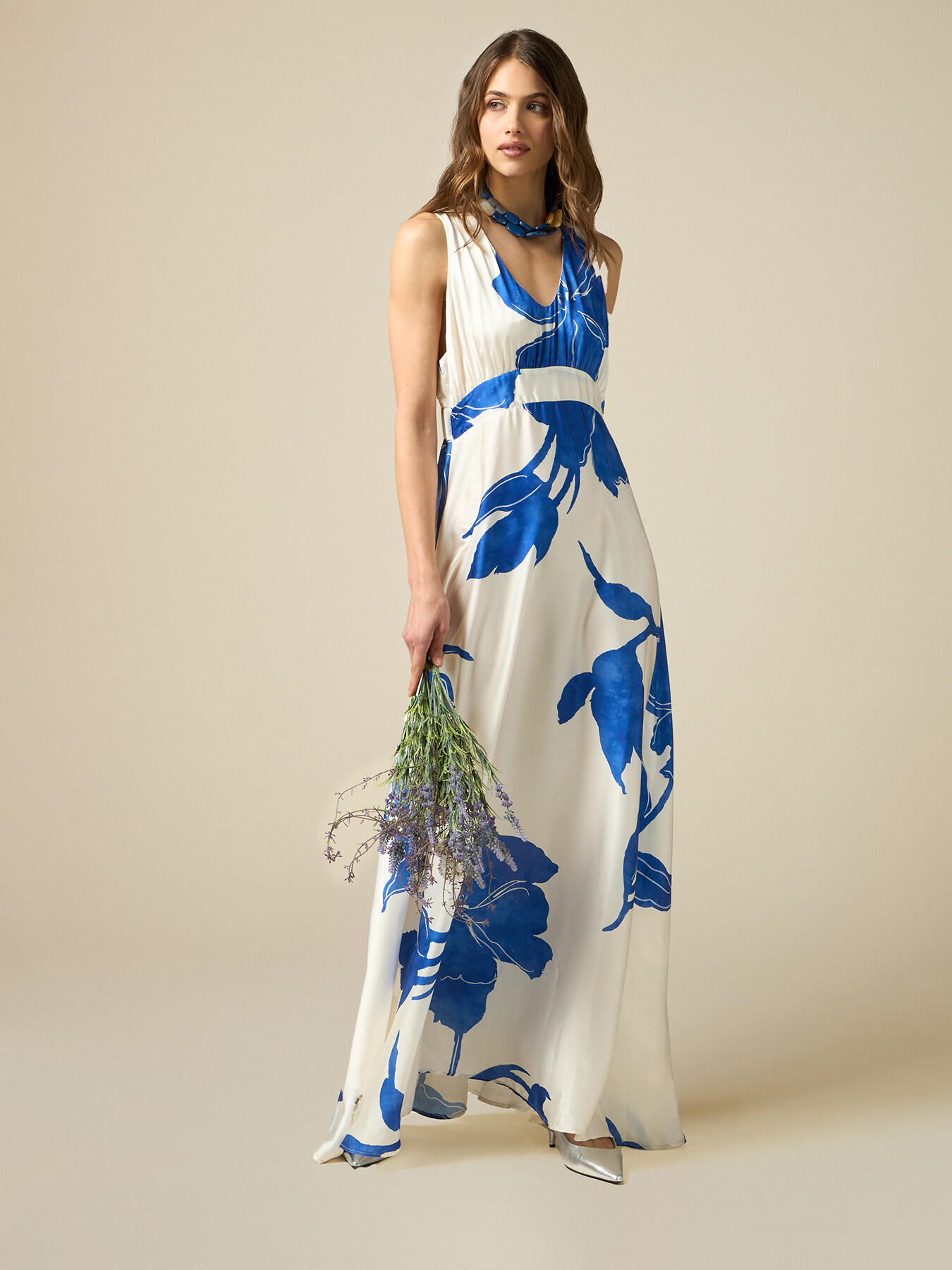 Vestito lungo in raso floreale image number 3
