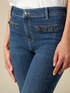 Jeans regular eco-friendly con ricamo gioiello image number 2