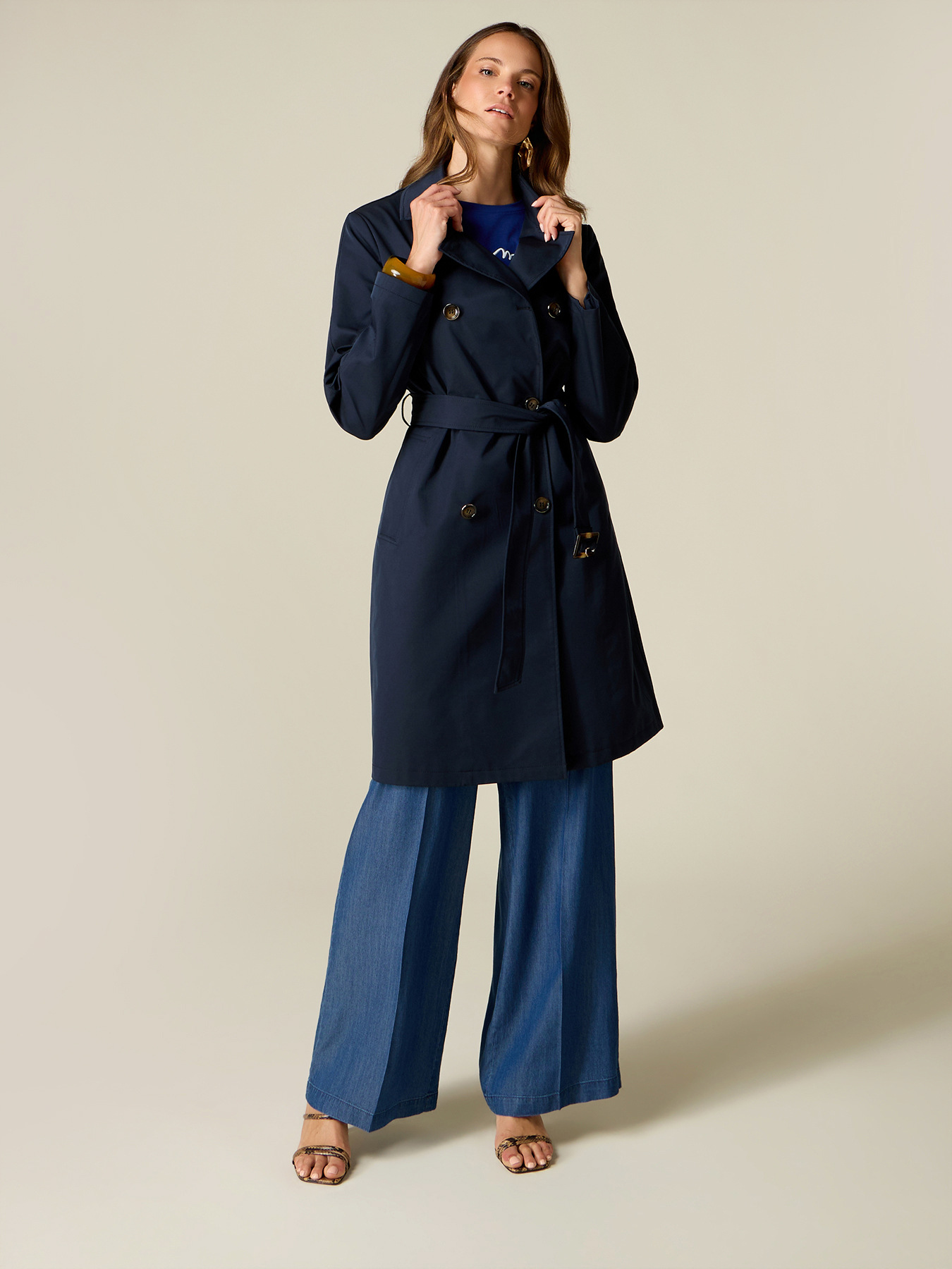 Double-breasted trench coat with belt image number 0