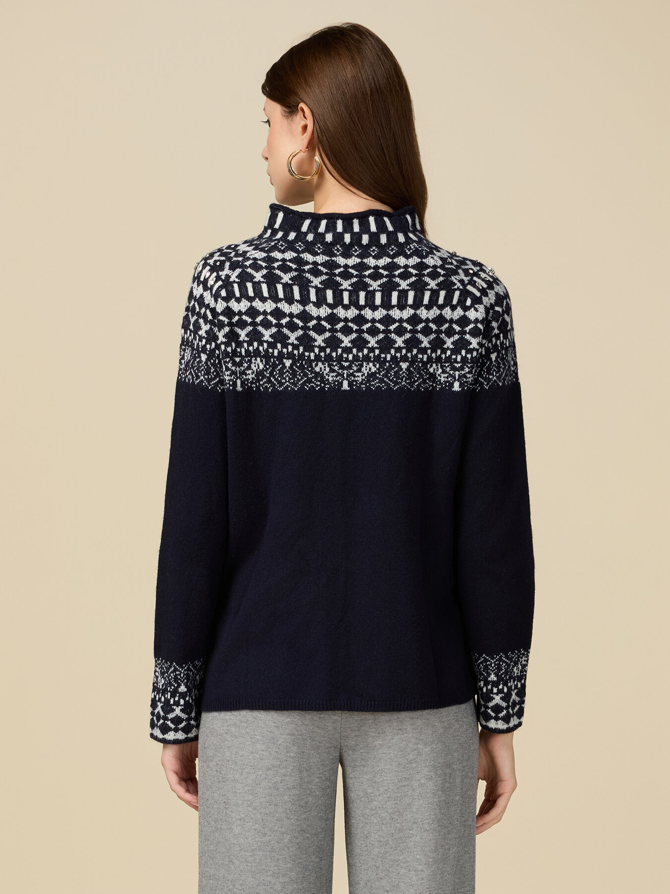 Pullover mit Intarsien und Steinen image number 1
