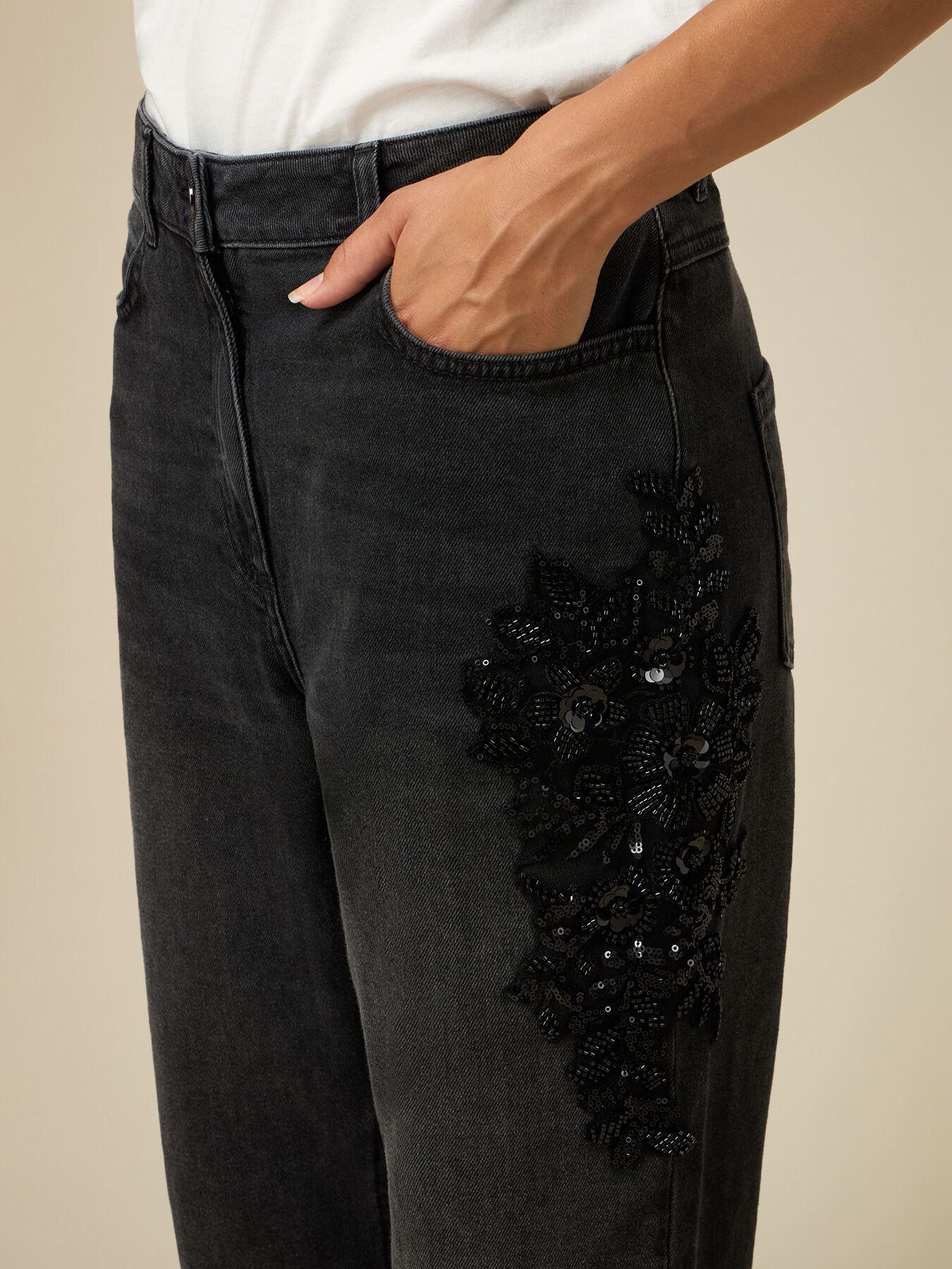 Boyslim jeans with jewel patch image number 2