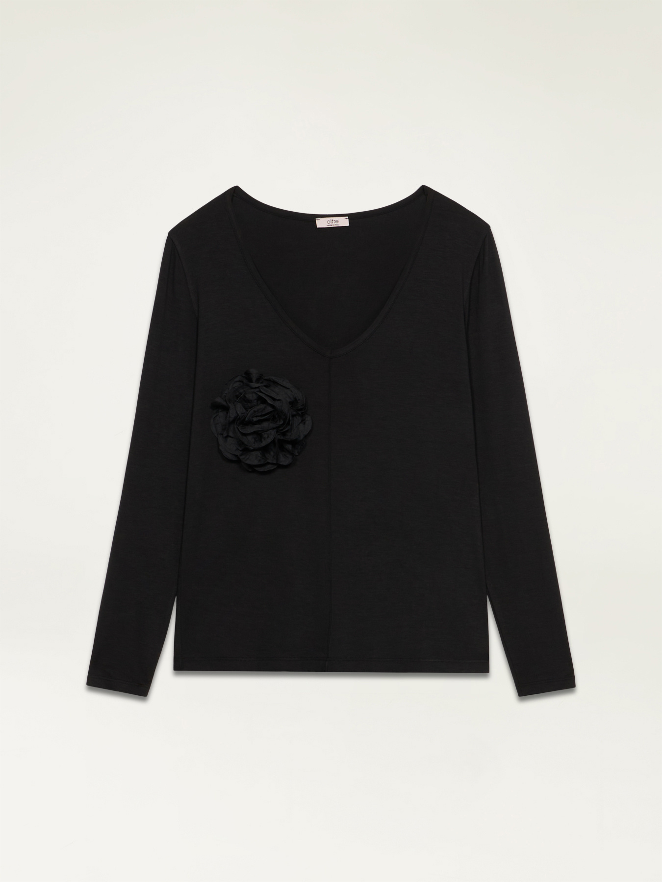 T-Shirt mit Brosche in Blumenform image number 3