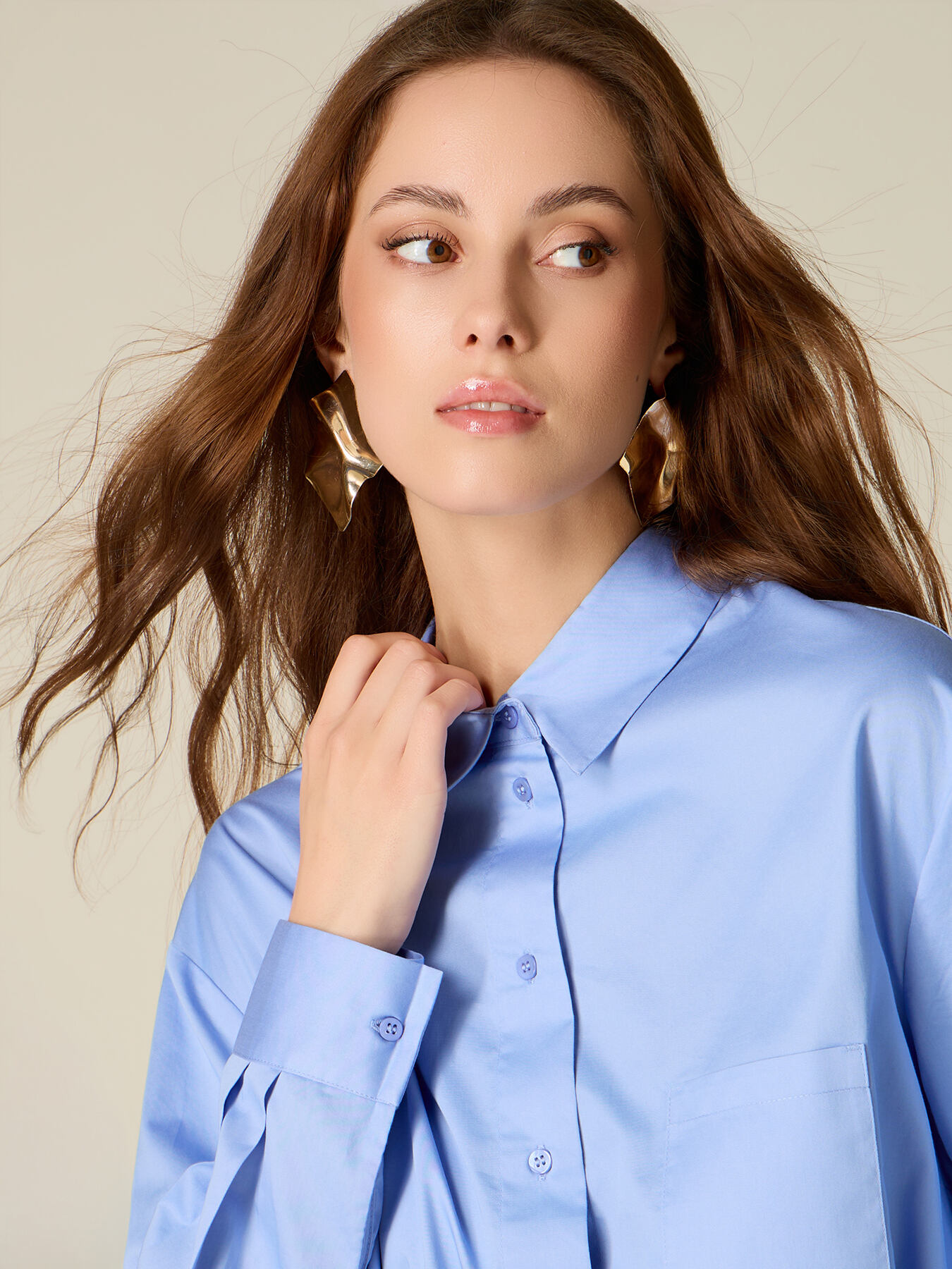 Boxy shirt with lace back image number 2