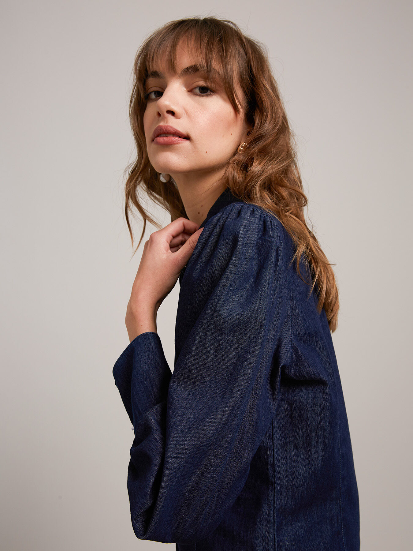 Camicia in denim con catenella image number 2