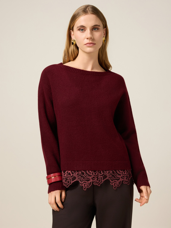 Crew neck sweater with lace trim