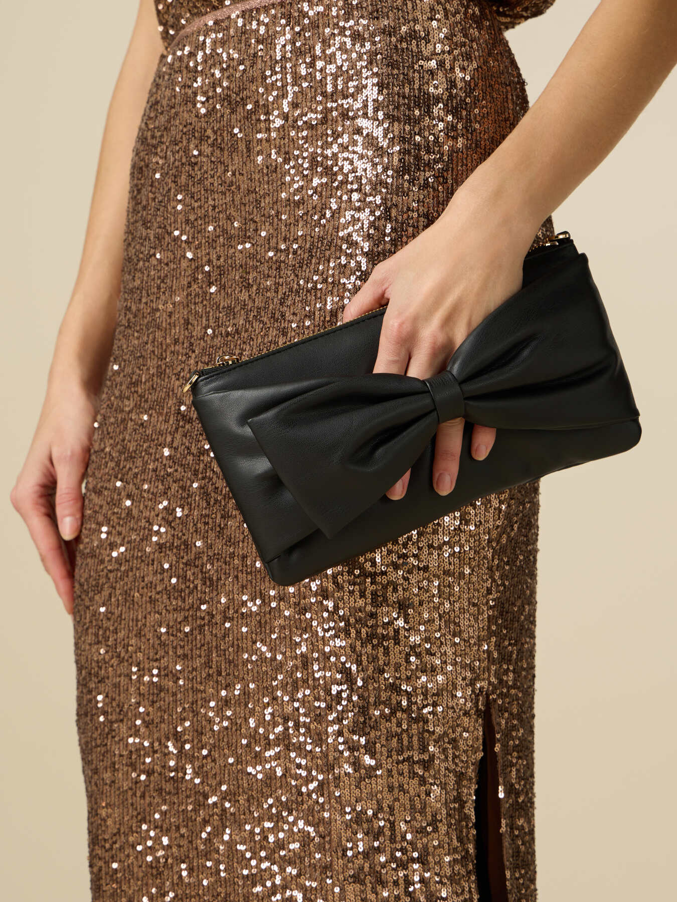 Shoulder bag with bow image number 0