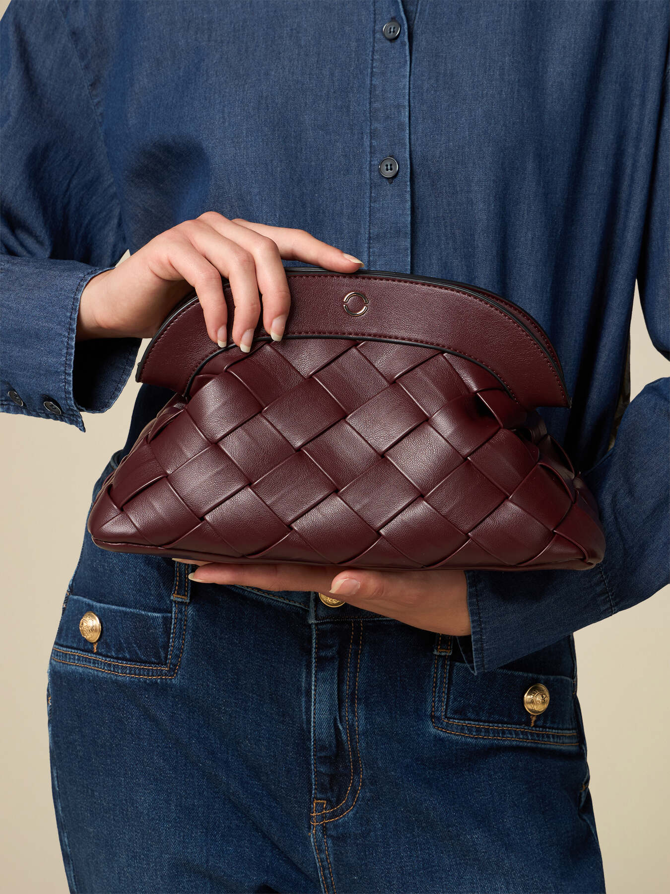 Woven mini pouch image number 0