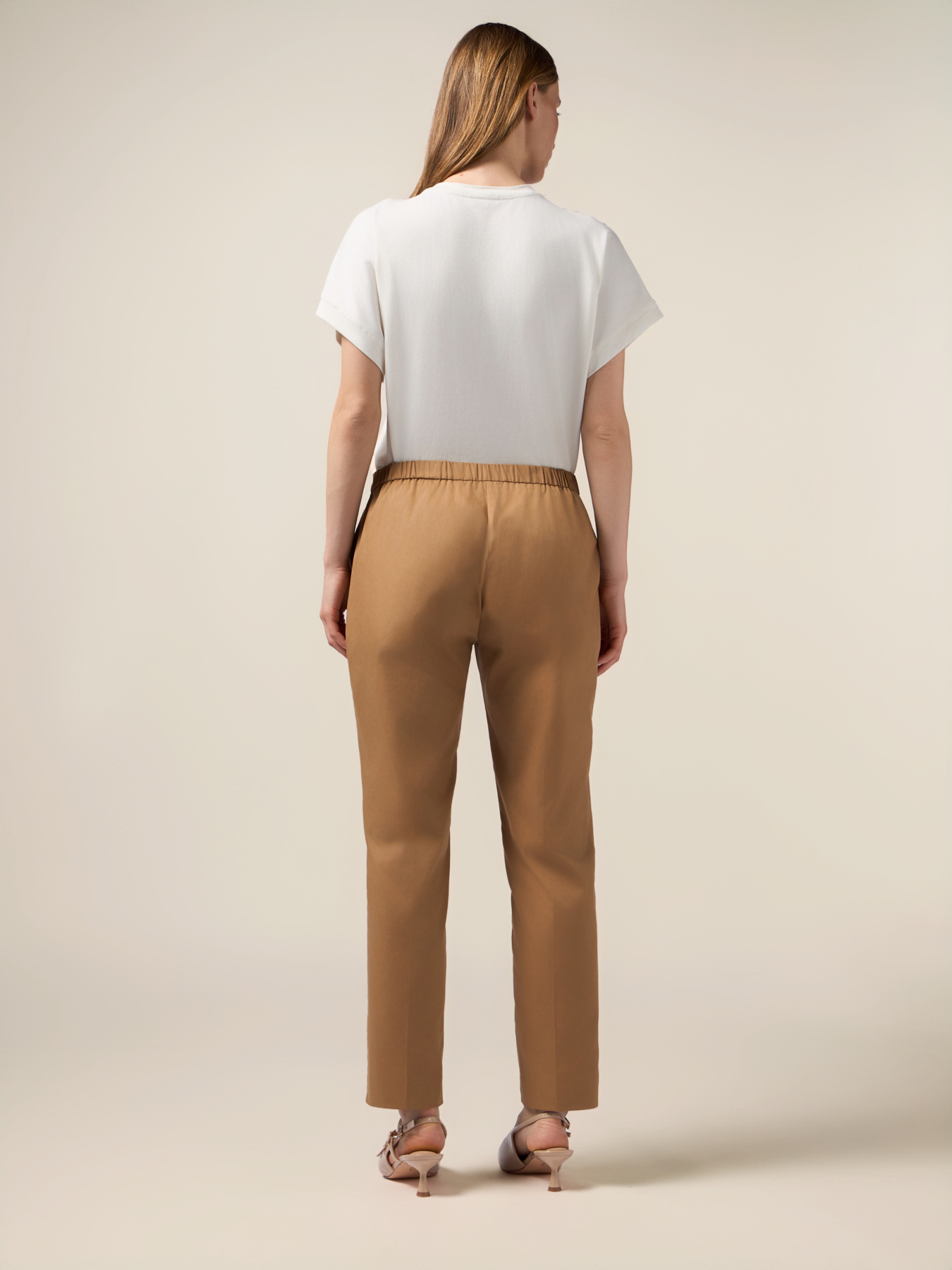 Chinos en satin de coton image number 1