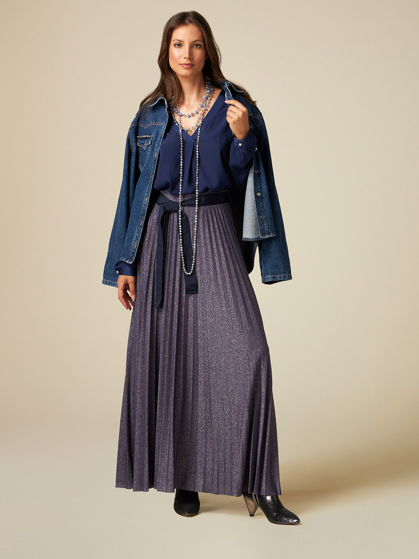 Falda de l&uacute;rex plisada image number 0