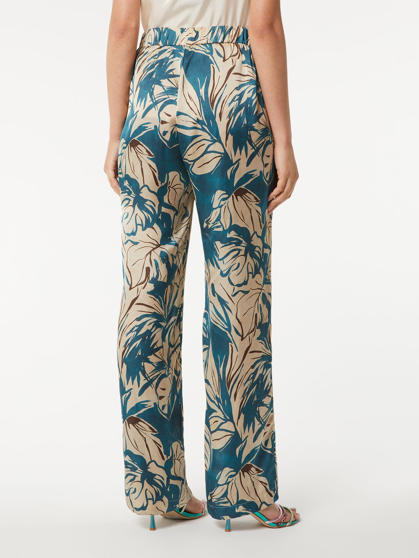Pantalon large en satin fantaisie image number 1