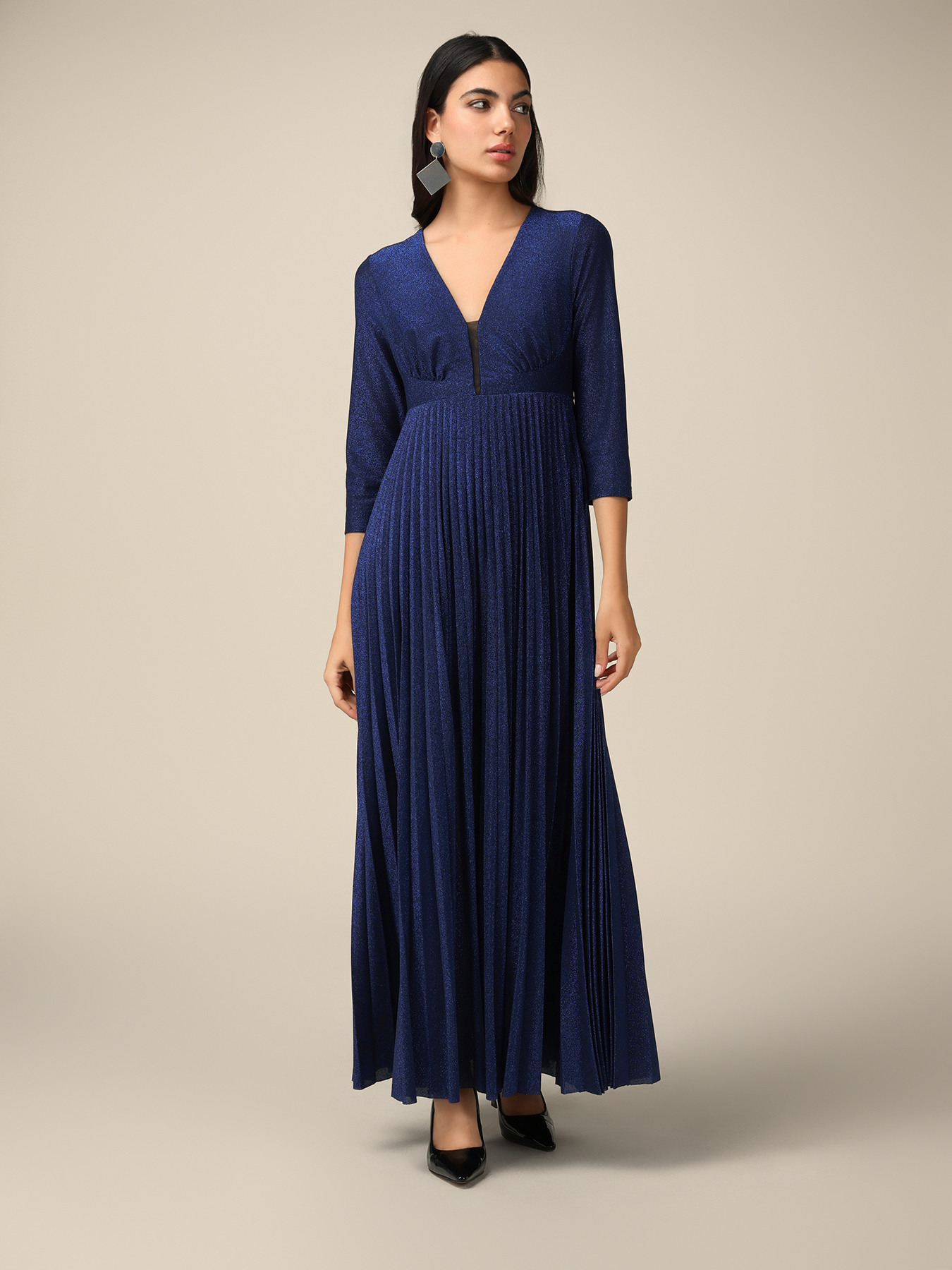 Langes Kleid aus Lurex-Jersey image number 0