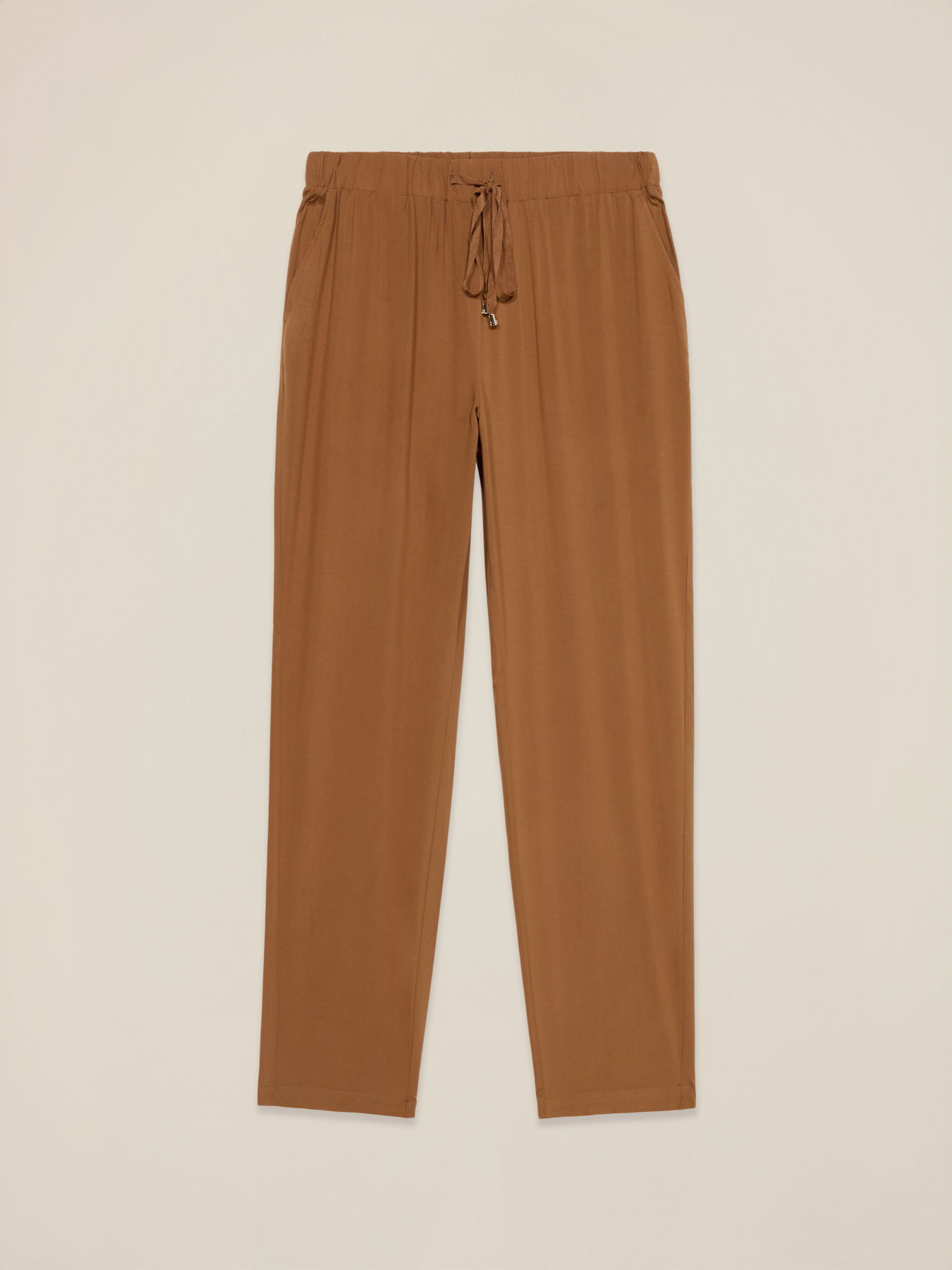 Pantalones fluidos de viscosa image number 4