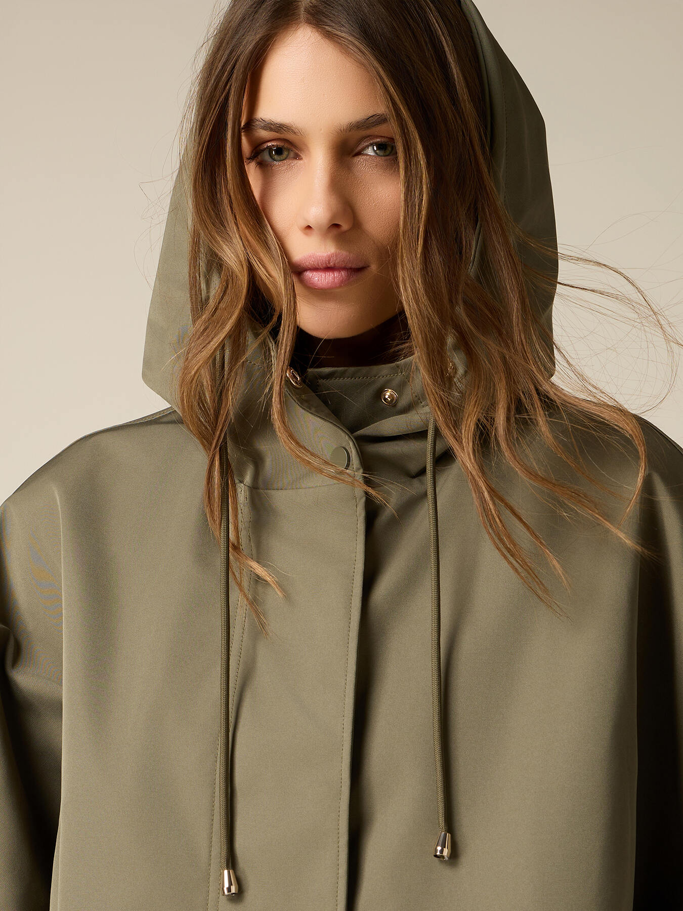 Oversized parka with hood image number 2