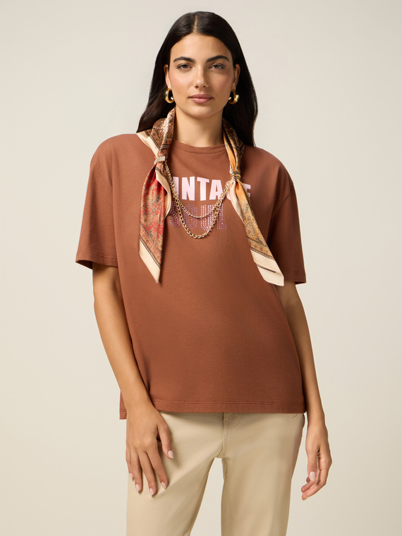 T-shirt avec foulard