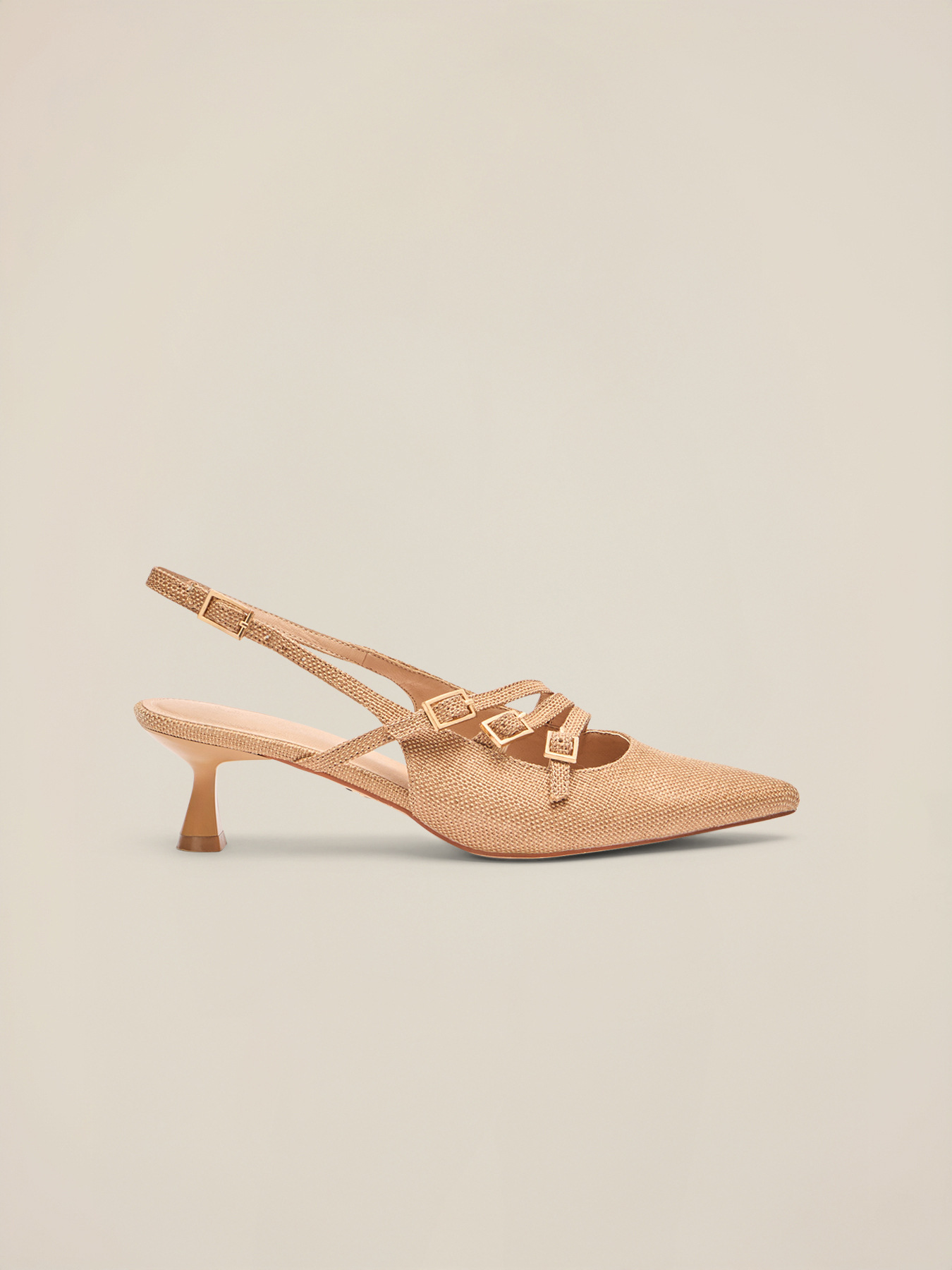 Zapatos de tac&oacute;n slingback con textura trenzada image number 2