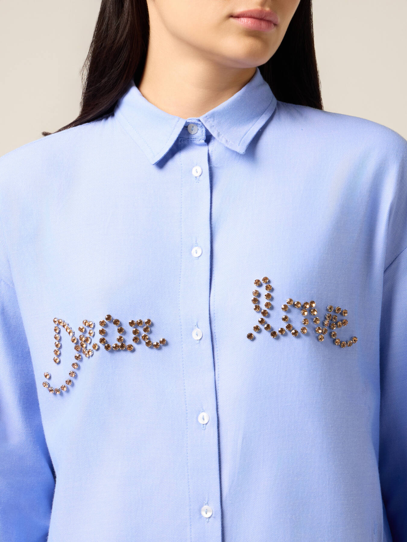 Chemise avec broderie bijou lettrage image number 2
