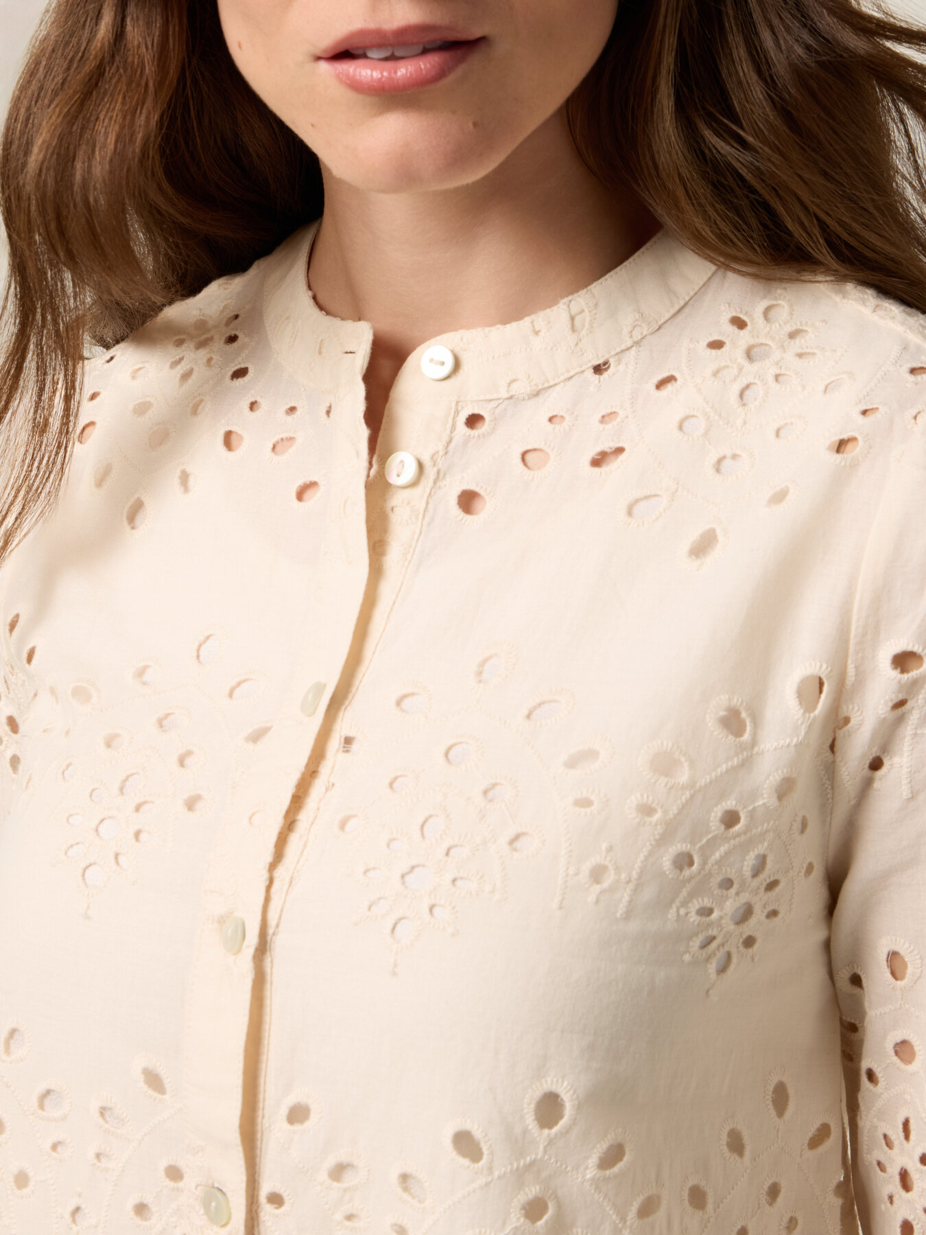 Camicia in pizzo sangallo image number 2