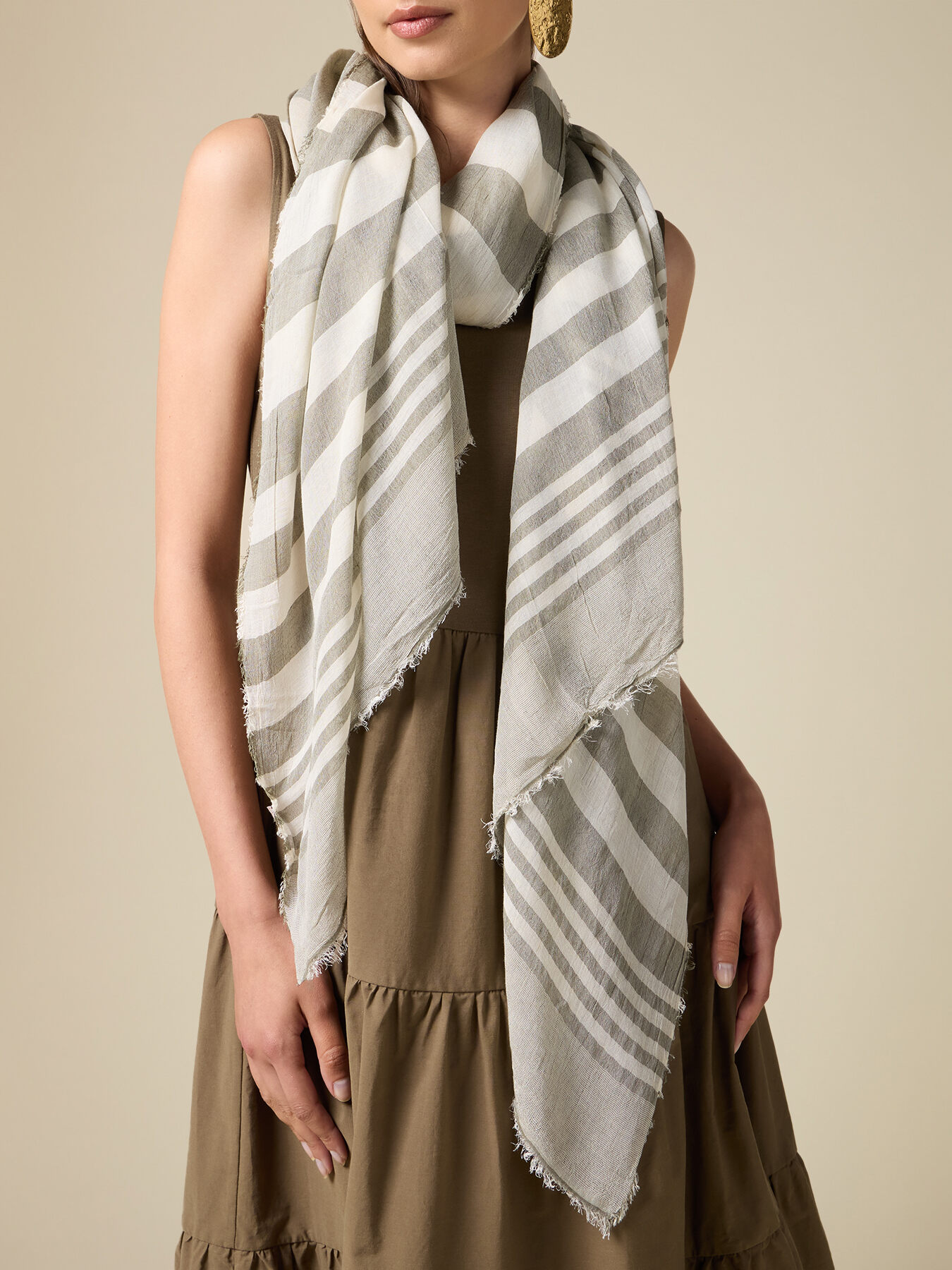 Linen blend scarf image number 0