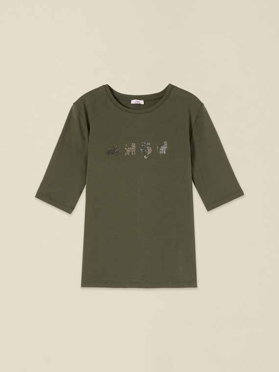 T-shirt with micro crystals