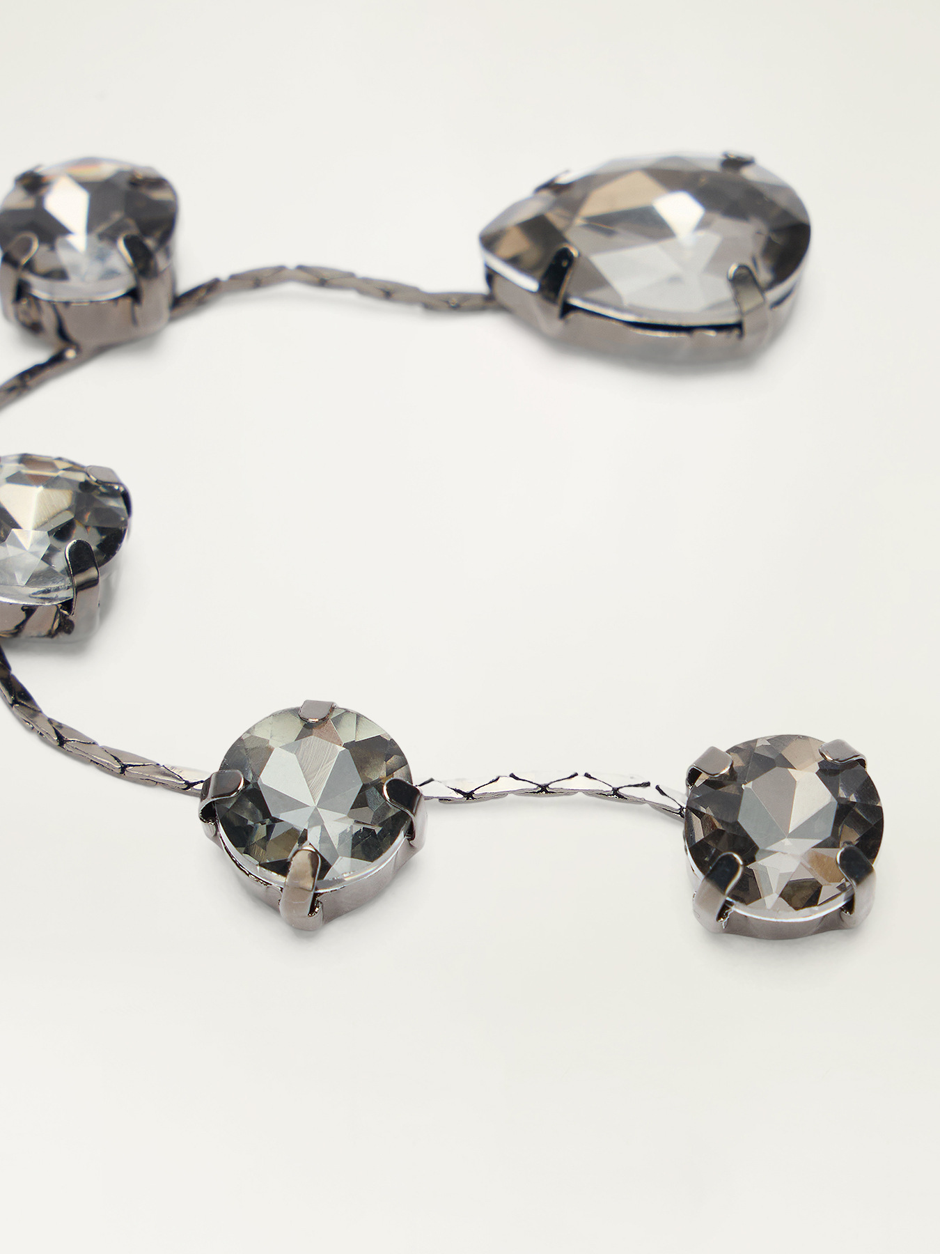 Asymmetrische Ohrringe image number 3