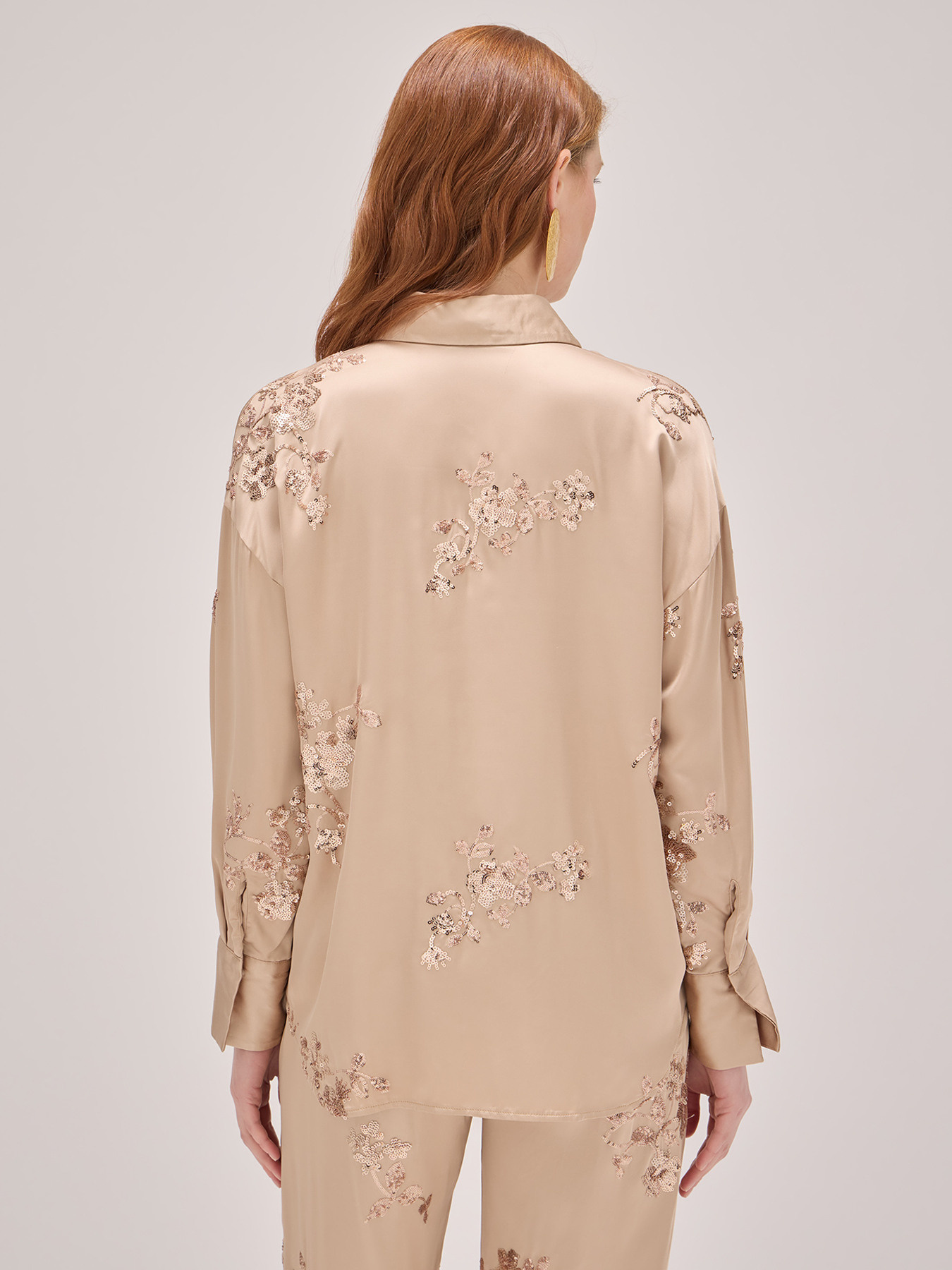 Camicia in raso con ricami in paillettes image number 1