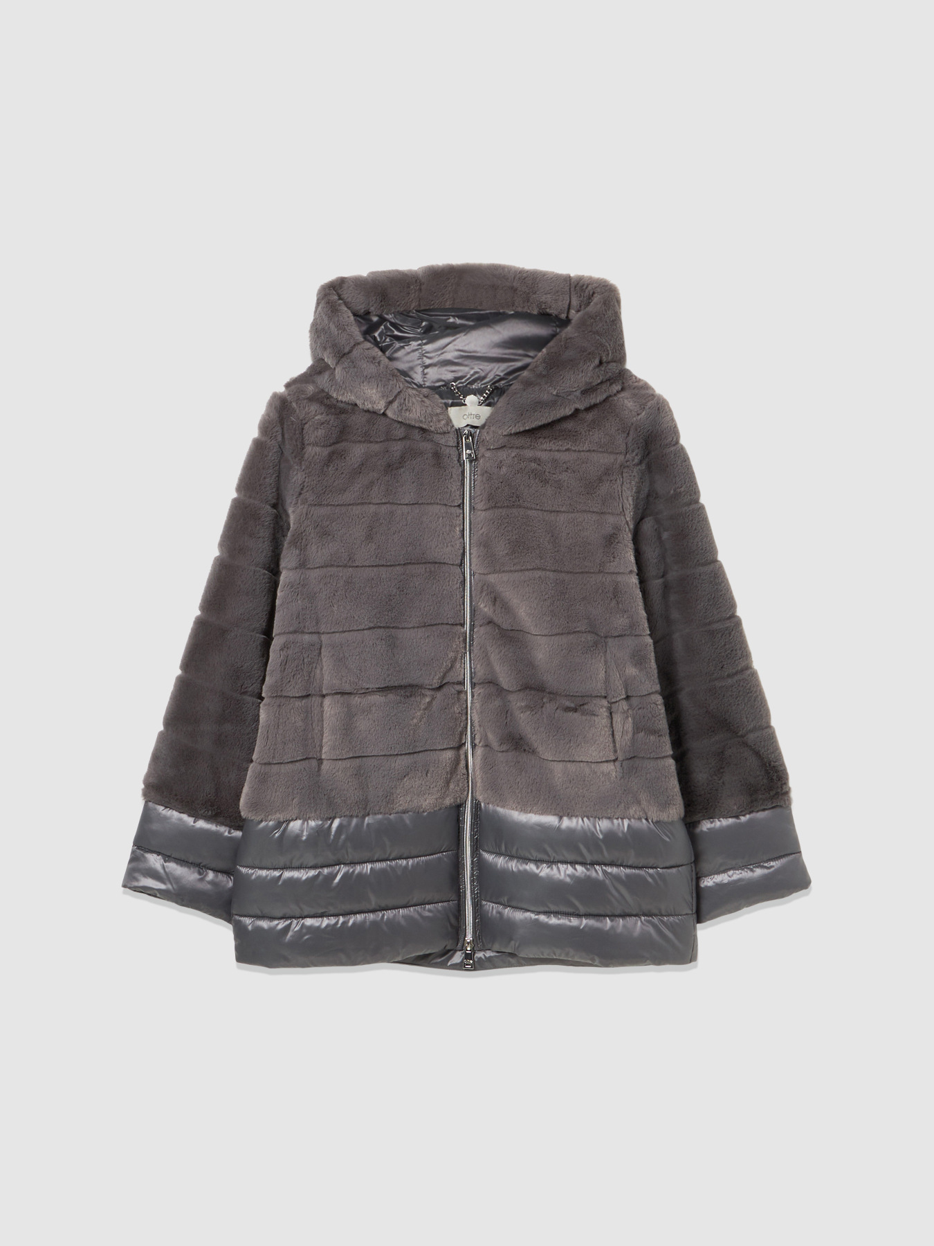 Pelliccia sintetica con parti in nylon image number 3