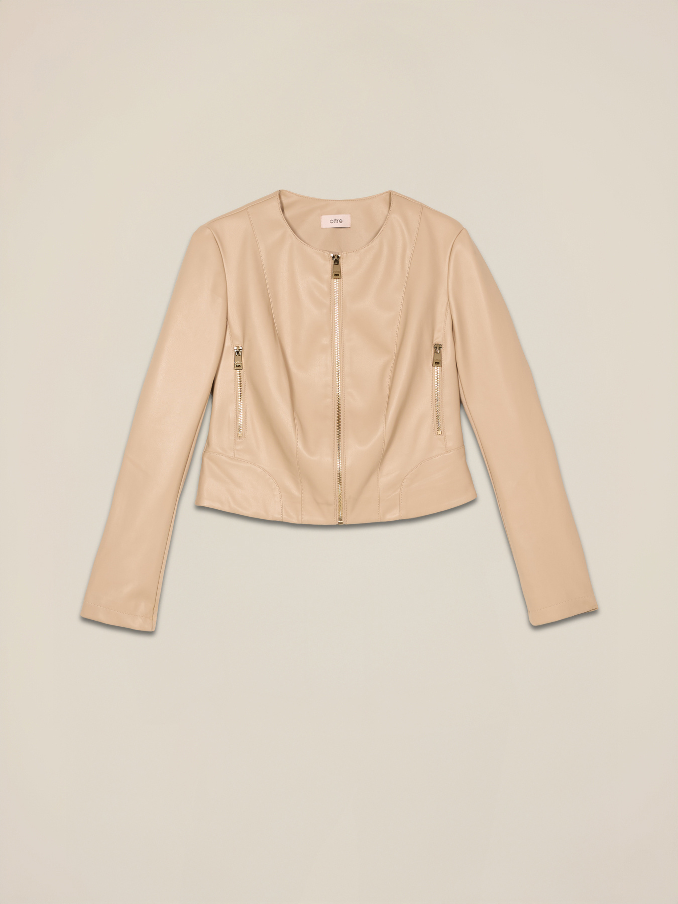Short round neck jacket image number 3