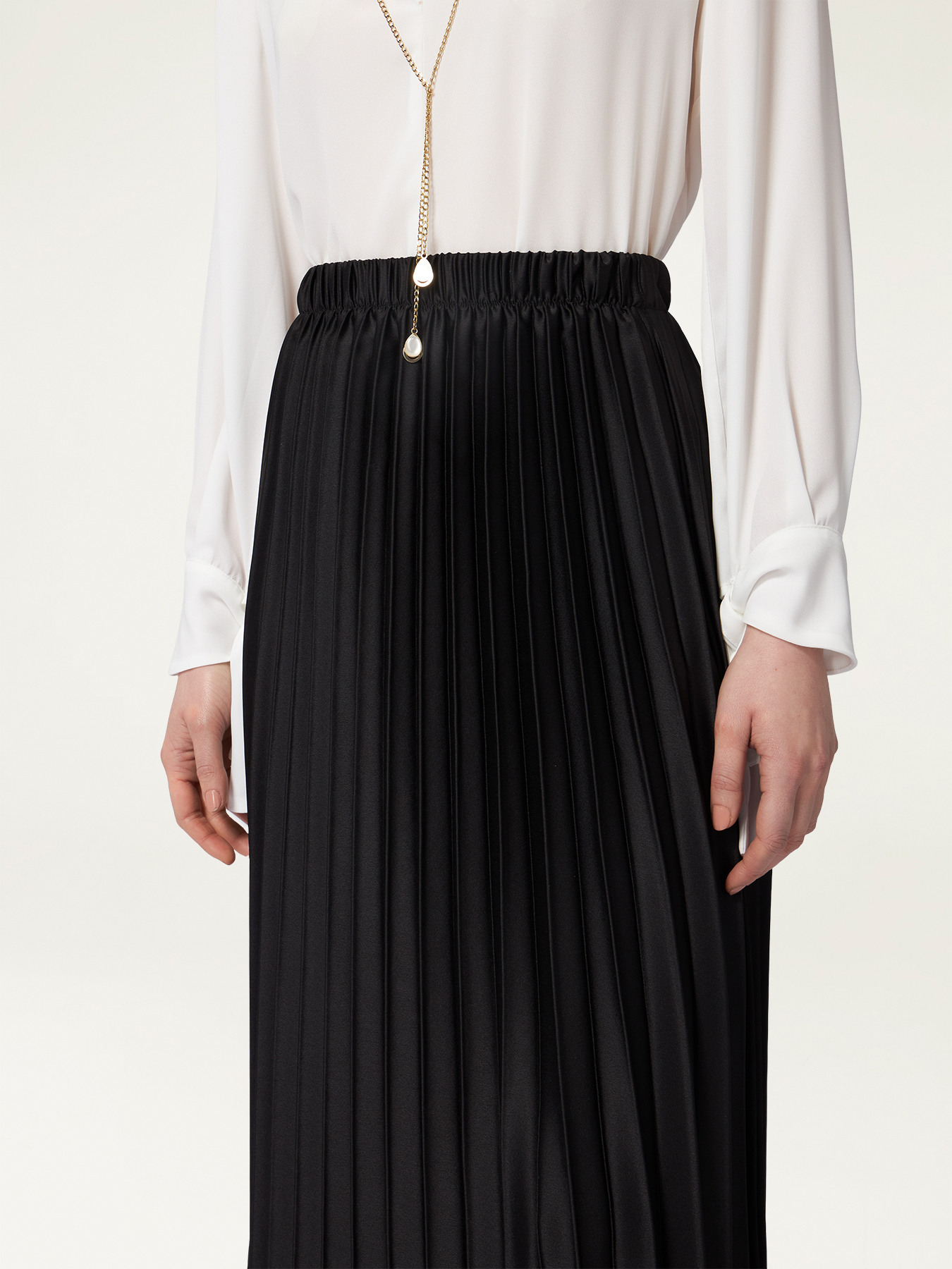 Falda larga plisada image number 2