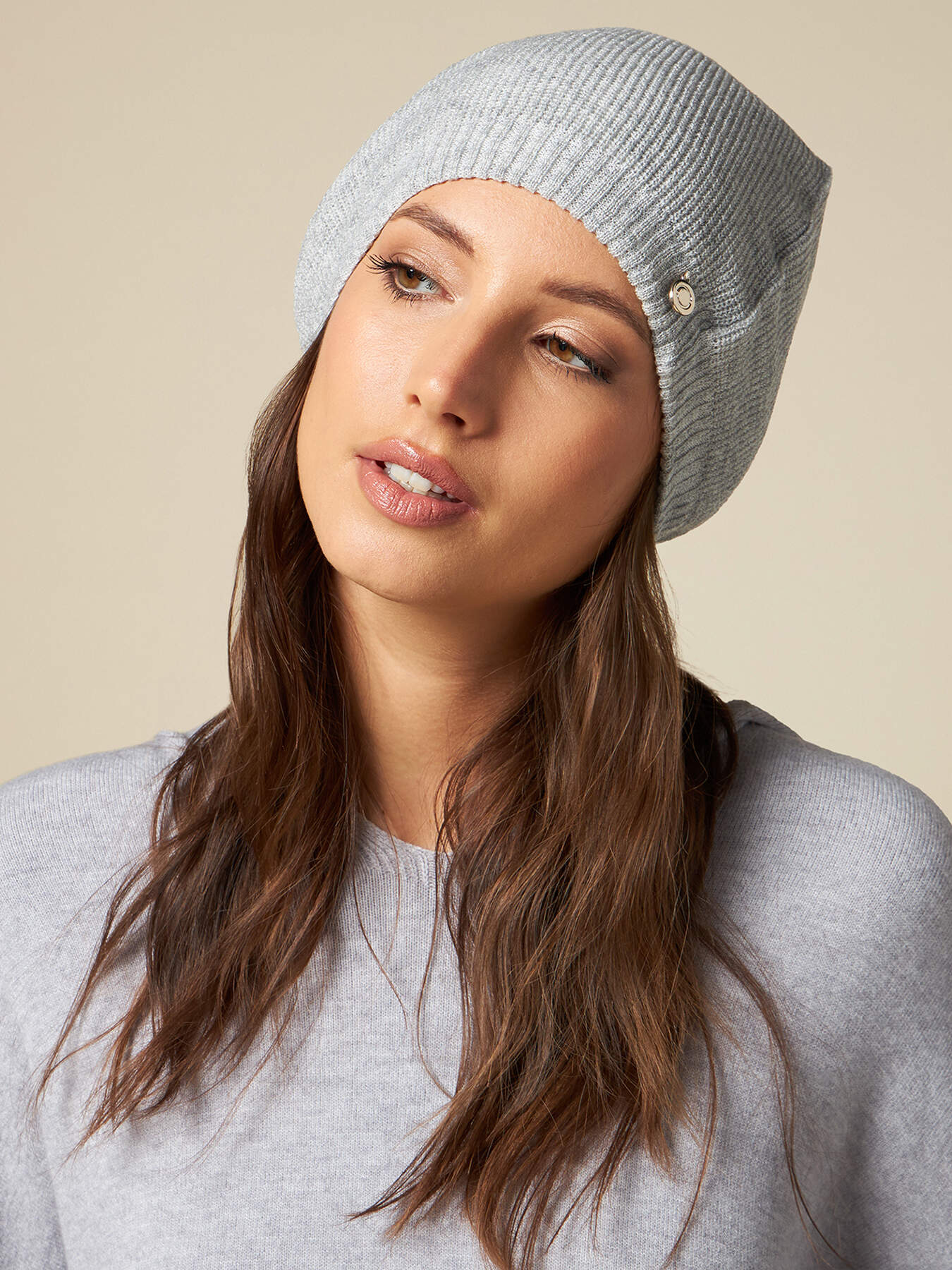 Berretto lurex misto lana image number 0