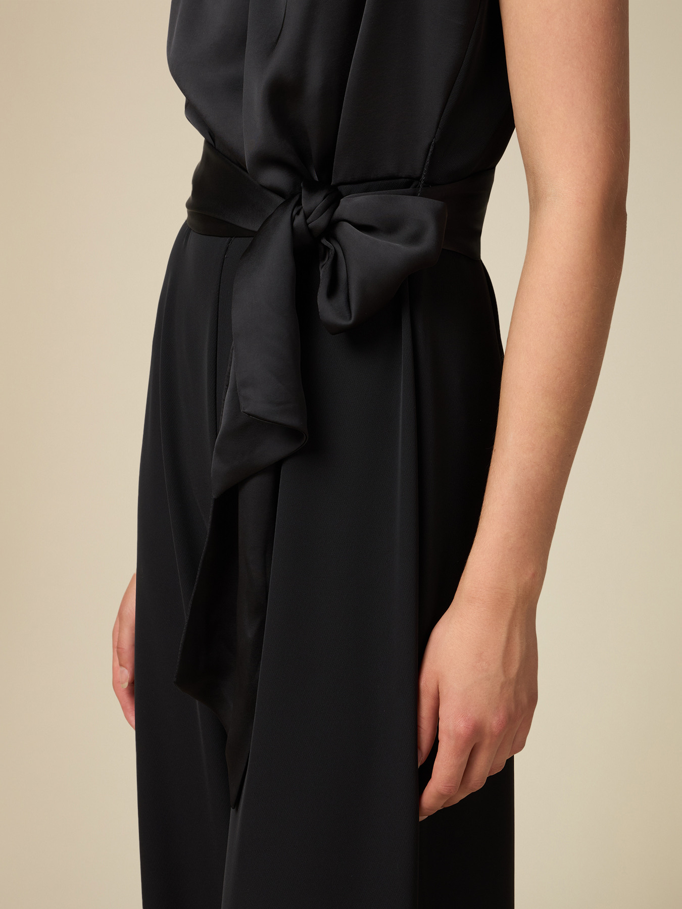 Dual-fabric jumpsuit image number 2