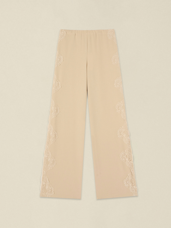 Pantaloni palazzo cu inserții din dantelă florală