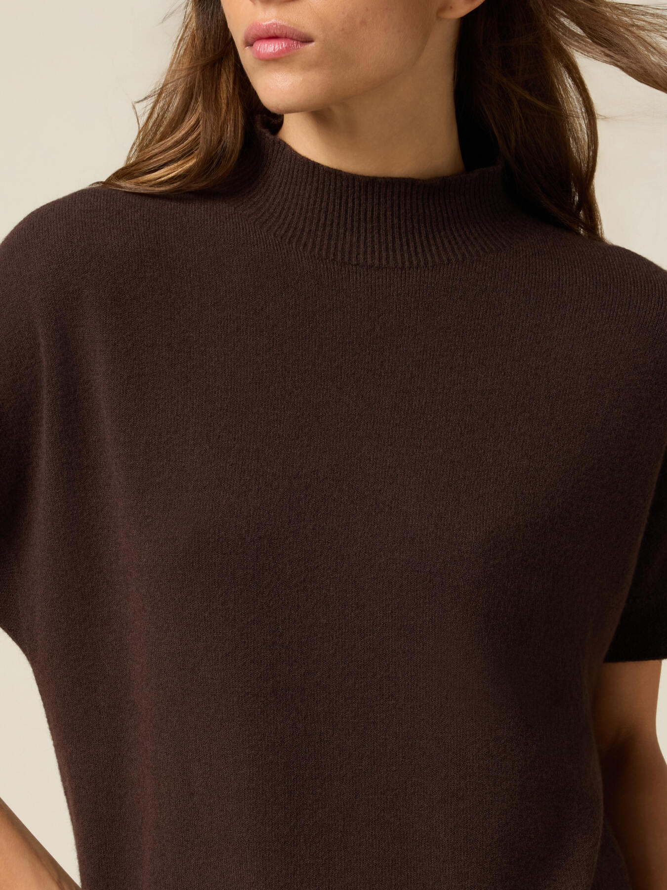 Maglia dolcevita maniche corte image number 2