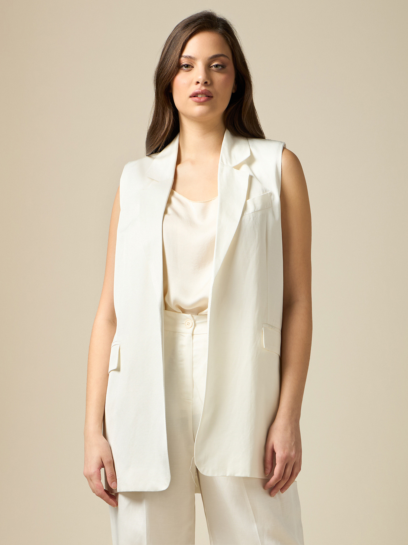 Long linen blend waistcoat image number 0