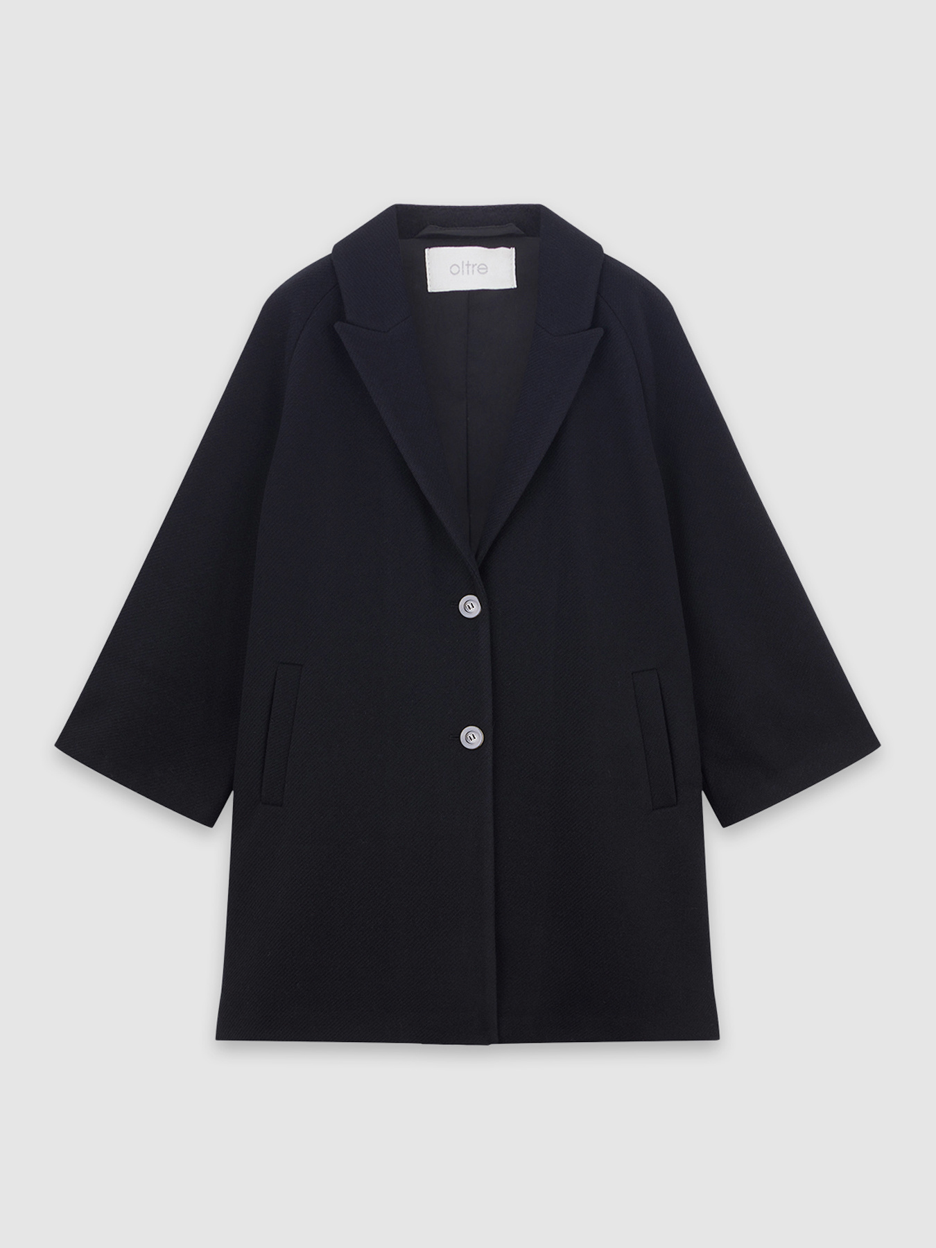 Abrigo amplio image number 3